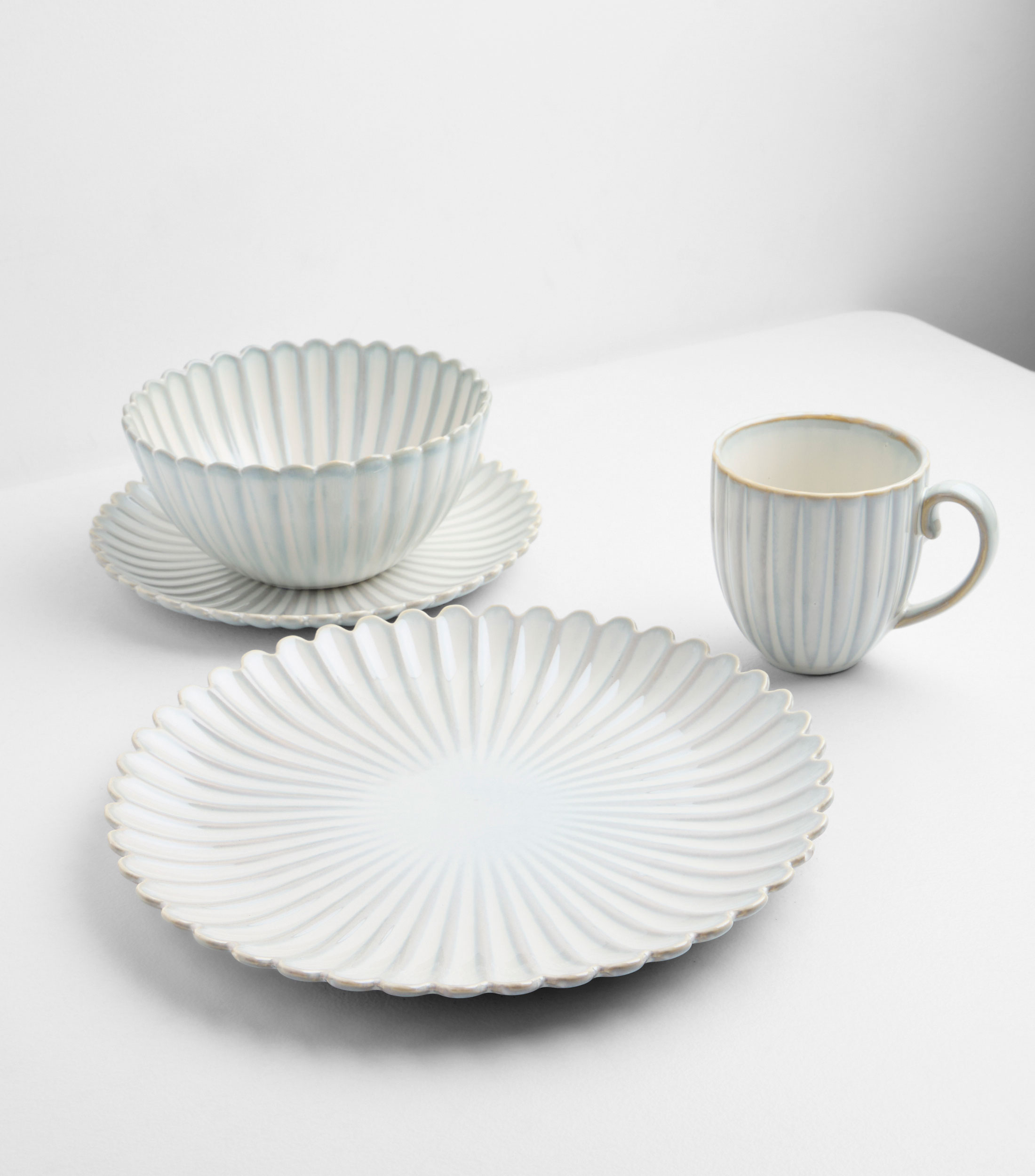 Plato trinche Lotus con rayas