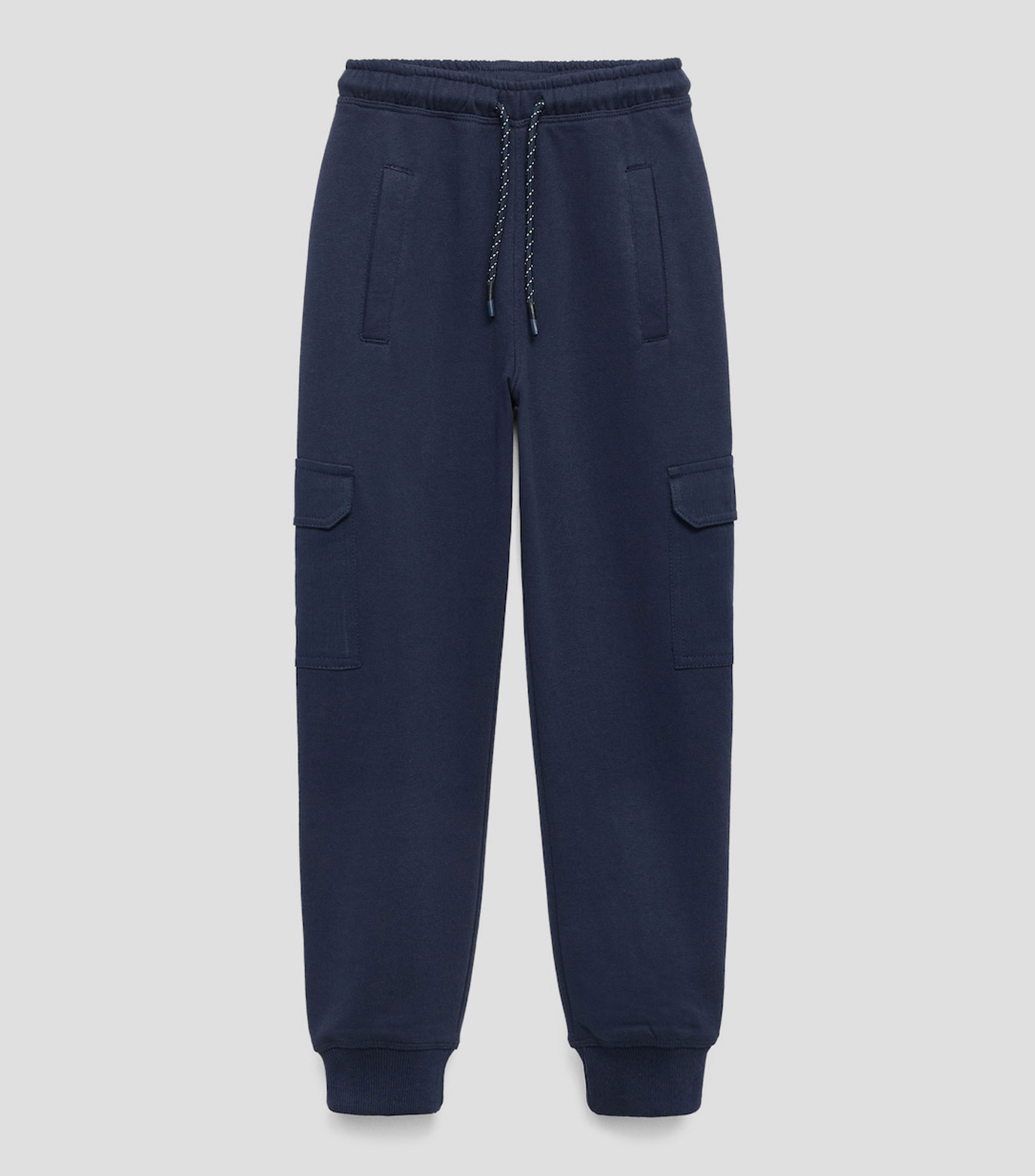 Pantalón jogger tipo cargo Niño