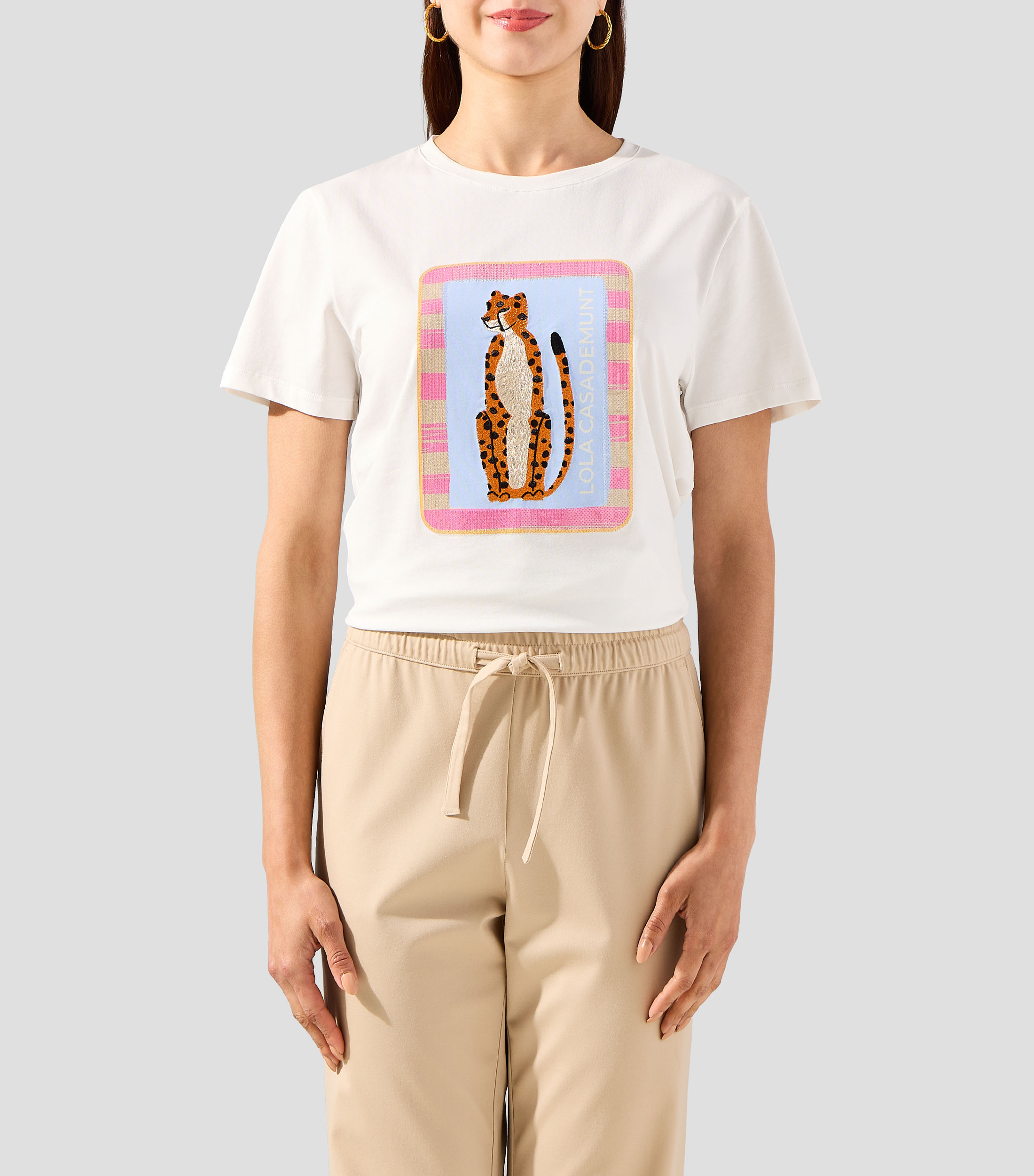 Playera cuello redondo manga corta con estampado Mujer