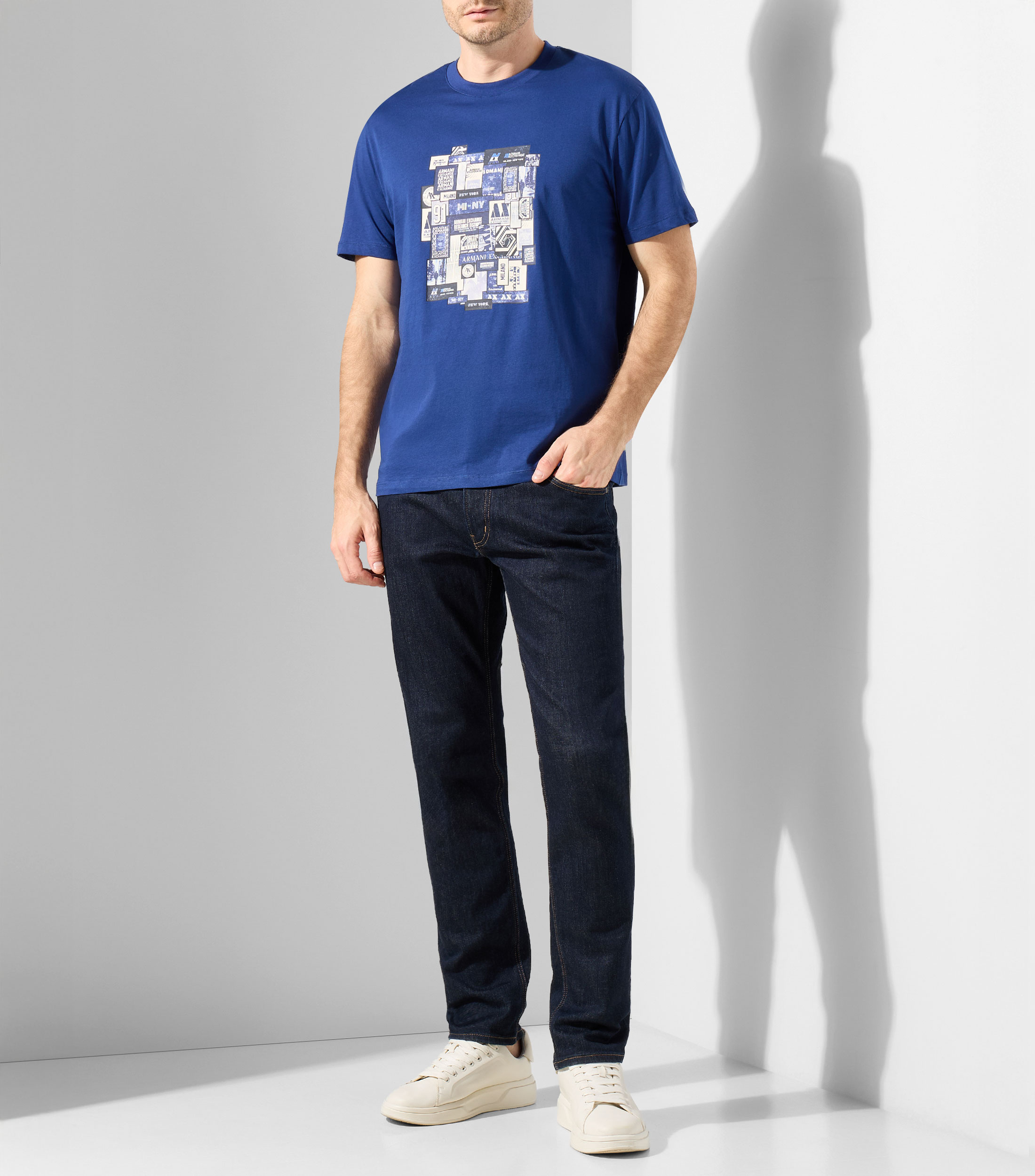 Playera cuello redondo manga corta con estampado Hombre