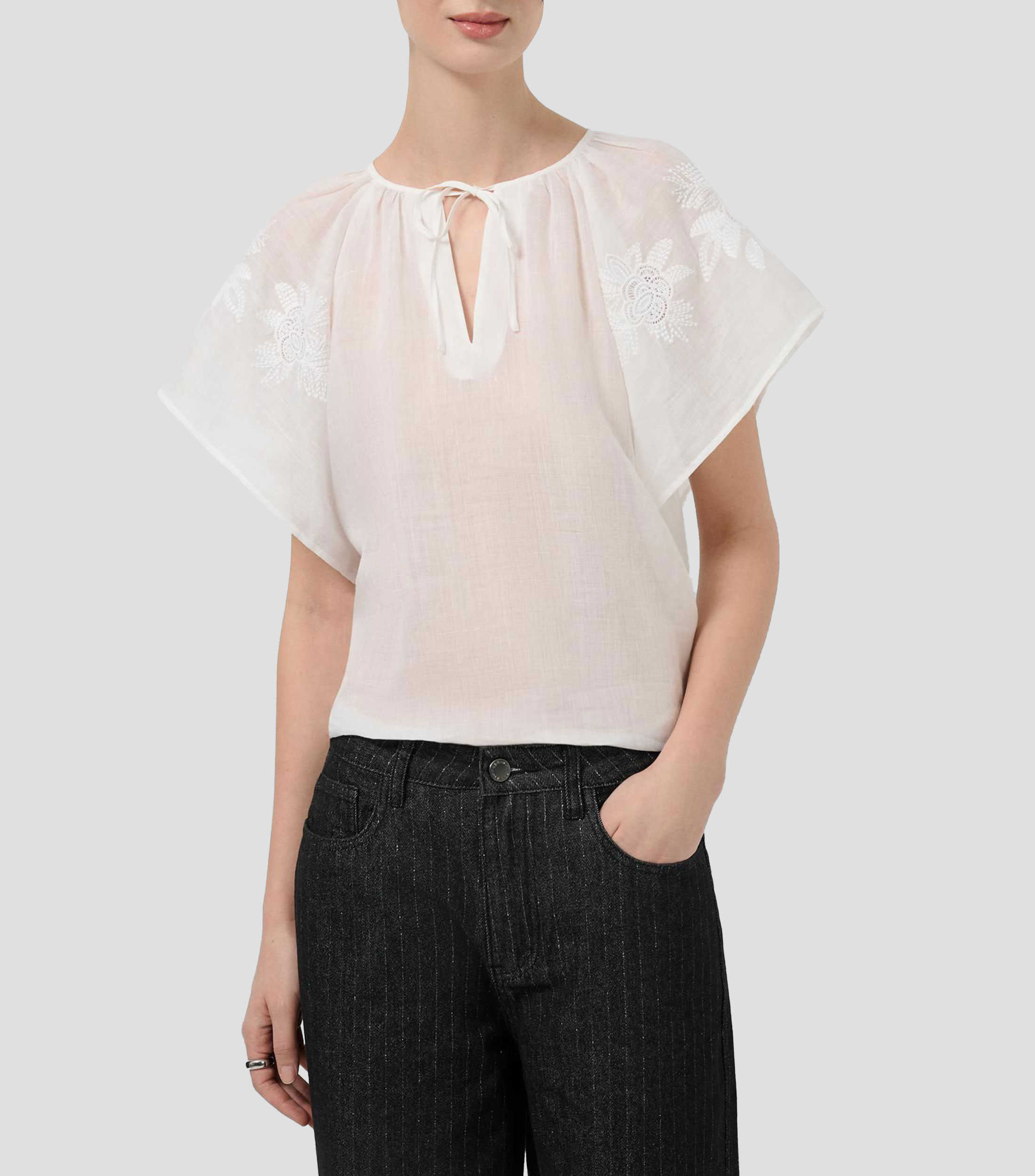 Blusa con microdiseños manga corta Mujer