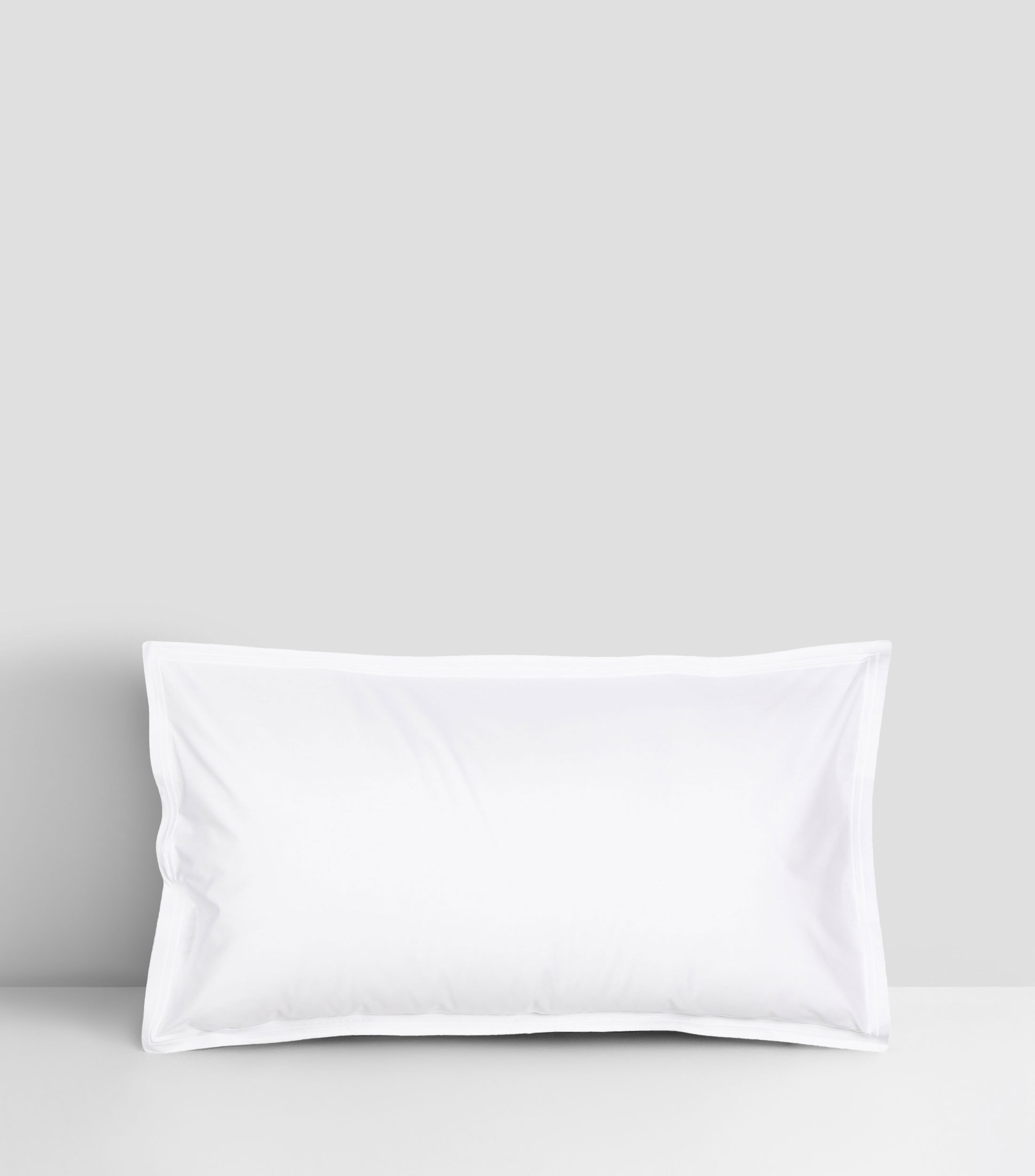 Funda para Almohada Estandar en Algodon Feston Blanco