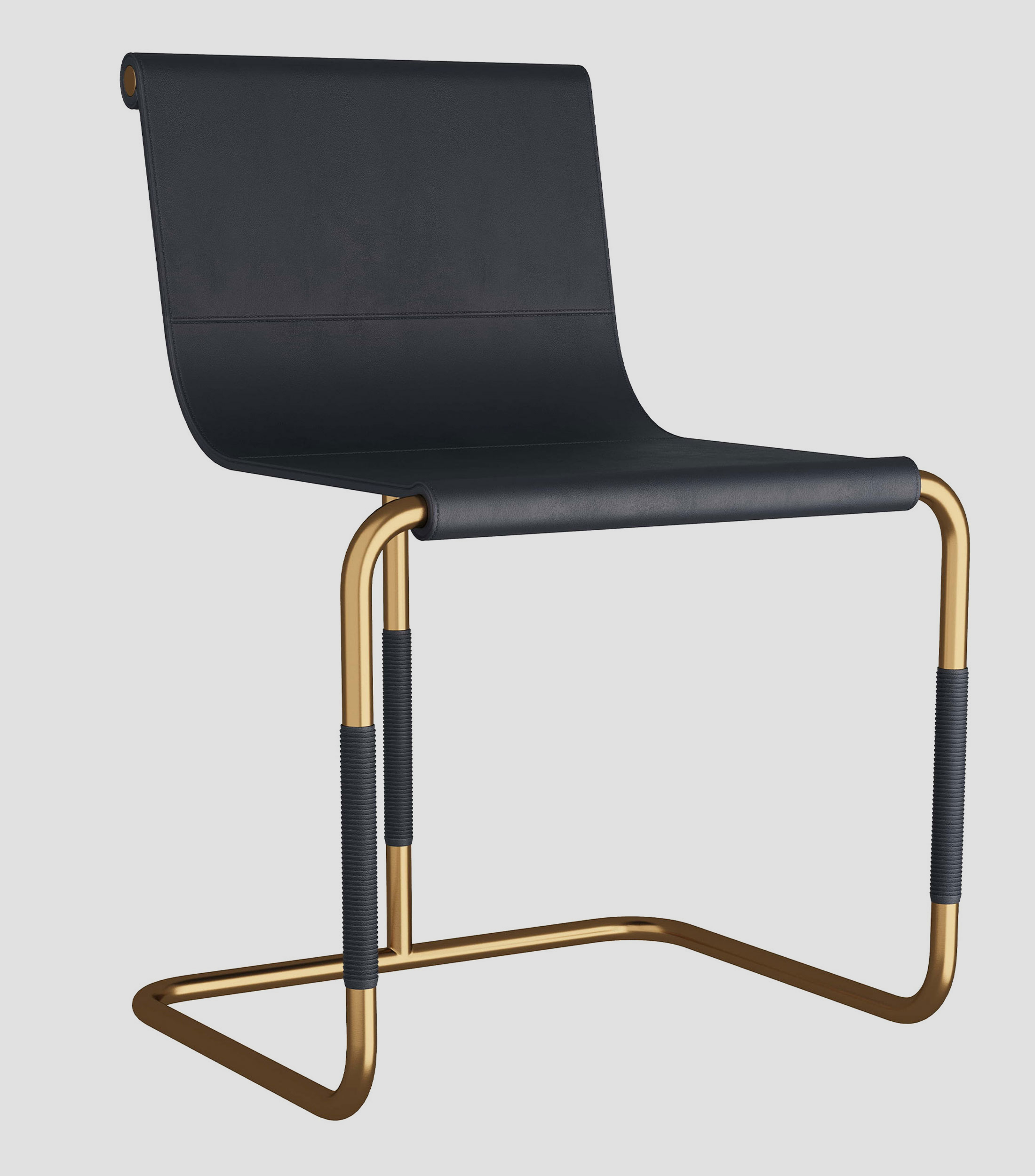 Silla Vermillian en piel y laton