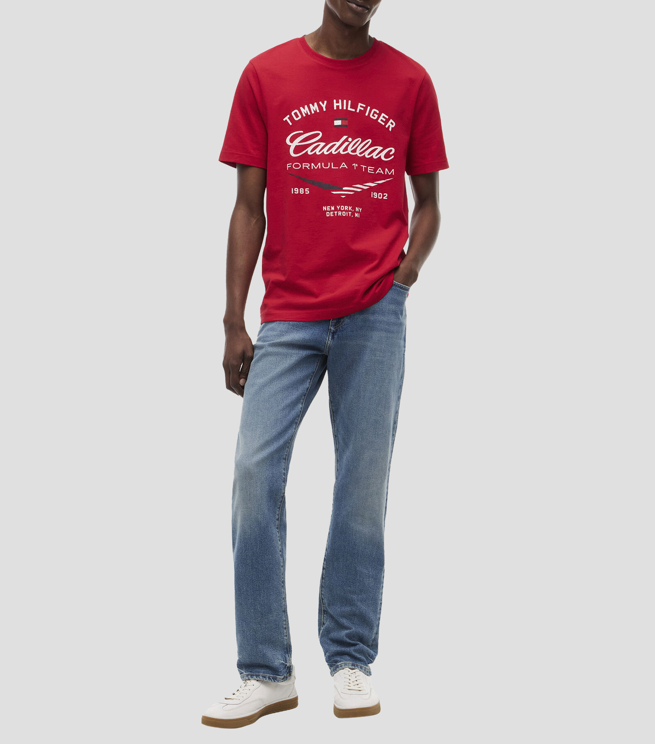 Playera cuello redondo manga corta con estampado Hombre Colección Cadillac