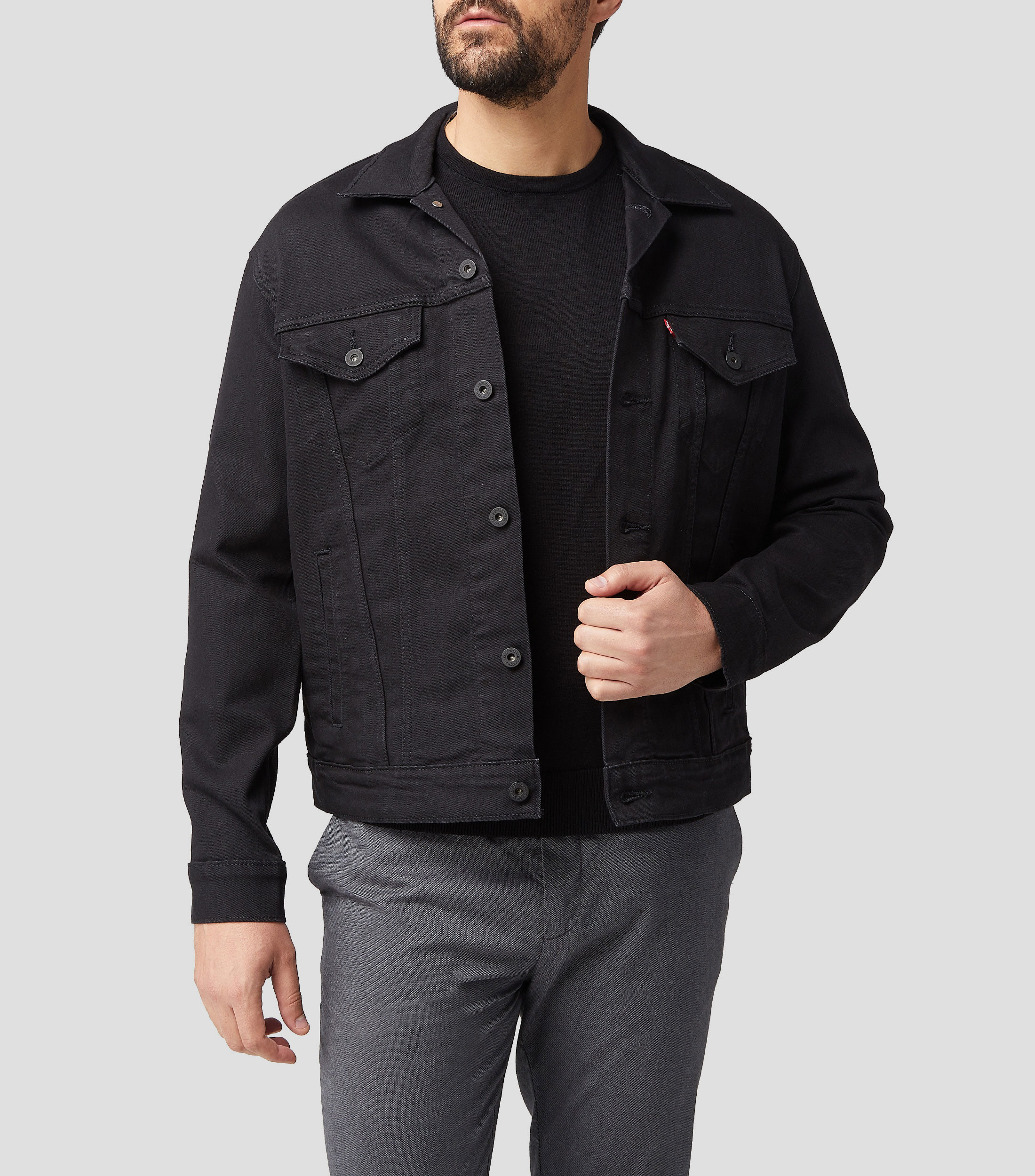 Chamarra levis de sales mezclilla negra hombre