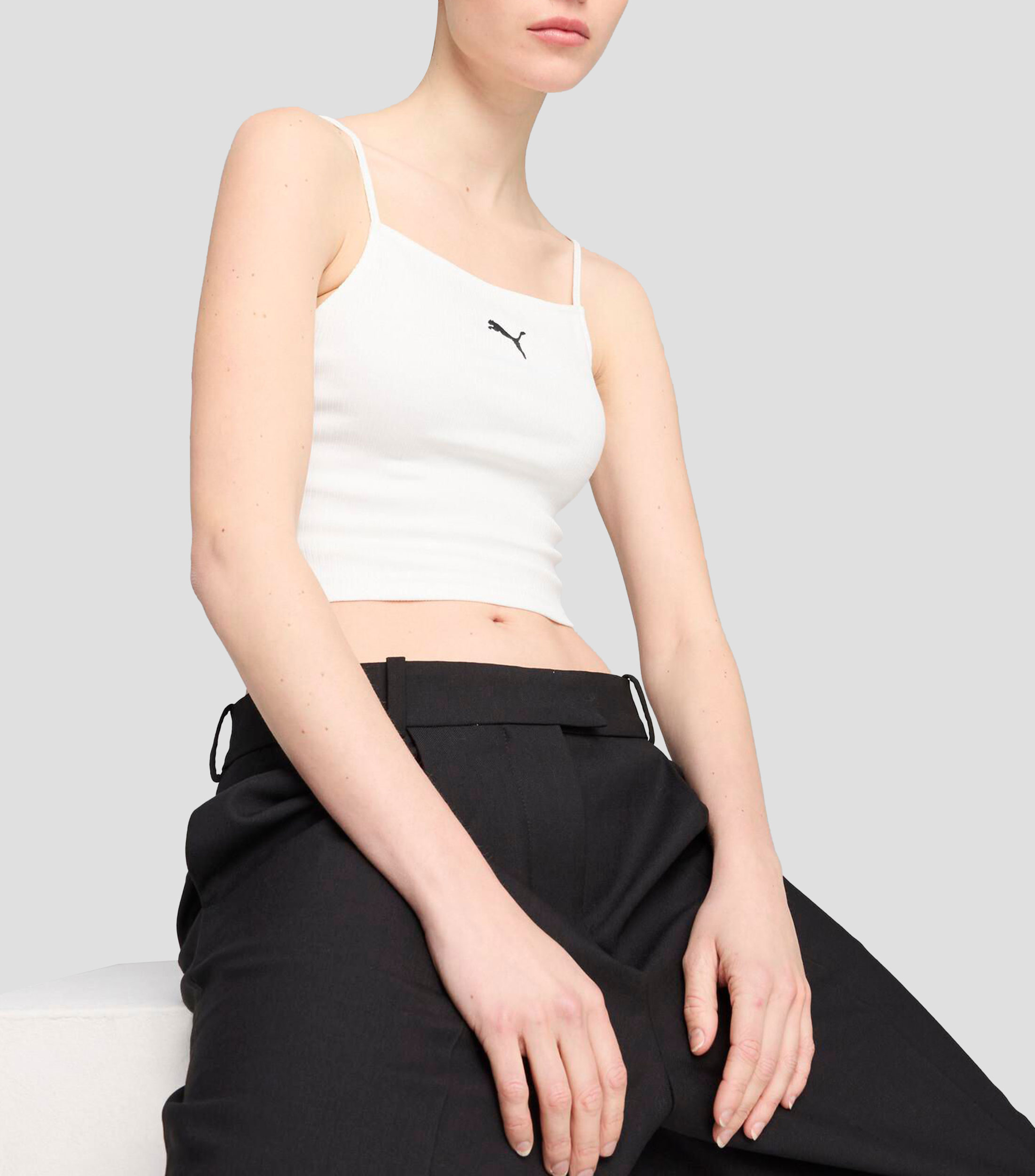 Tank para entrenamiento Ess Ribbed Mujer