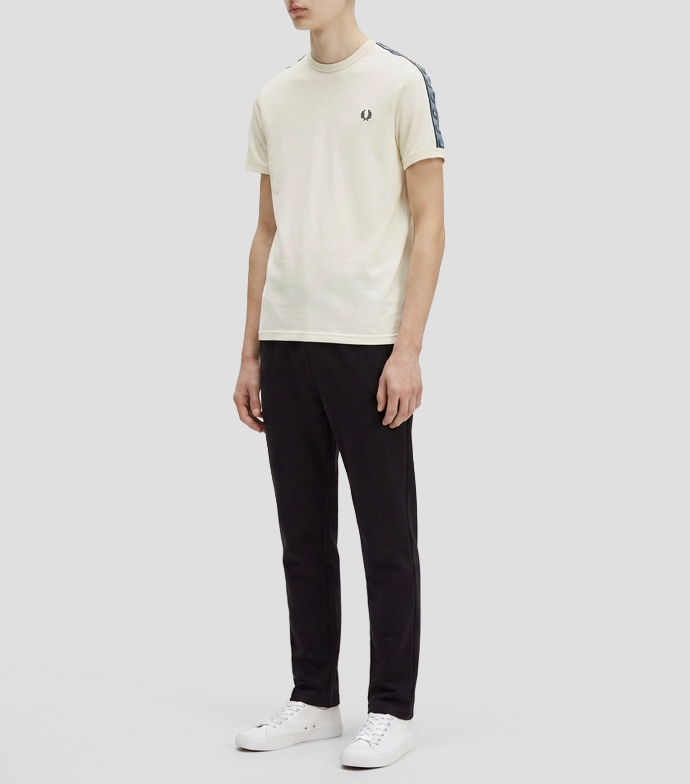 Playera cuello redondo manga corta lisa Hombre