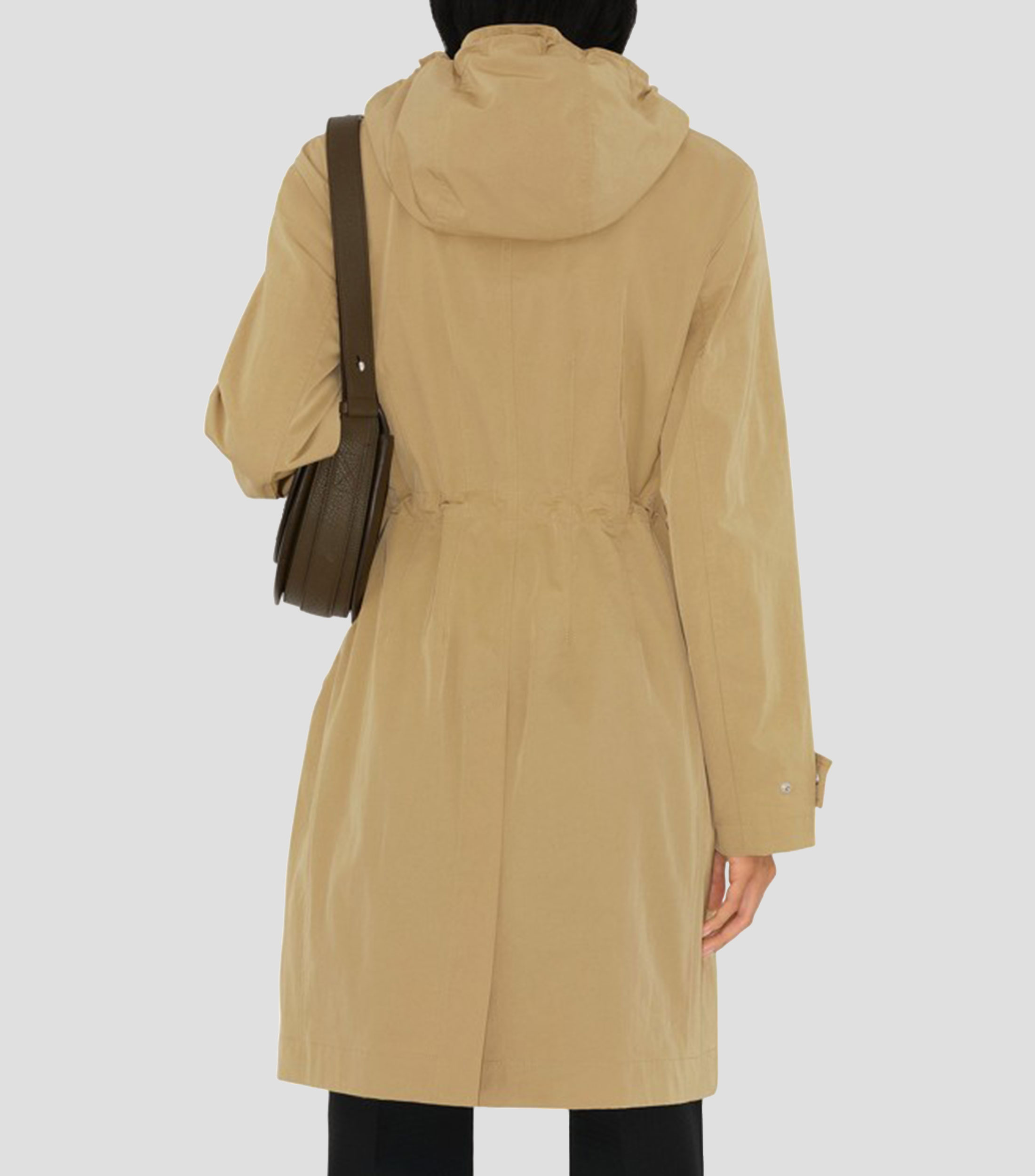 Chamarra parka con capucha en nylon y algodon Mujer