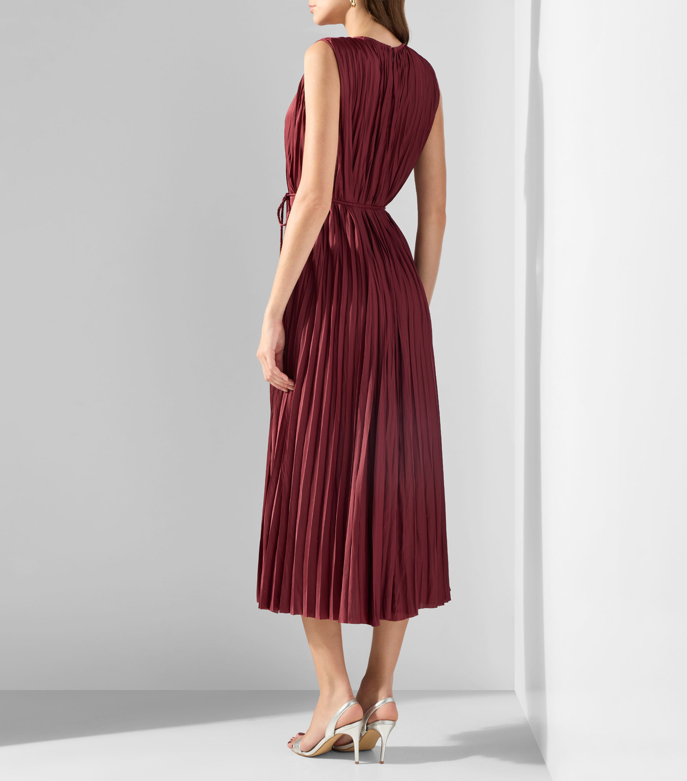 Vestido midi liso Mujer