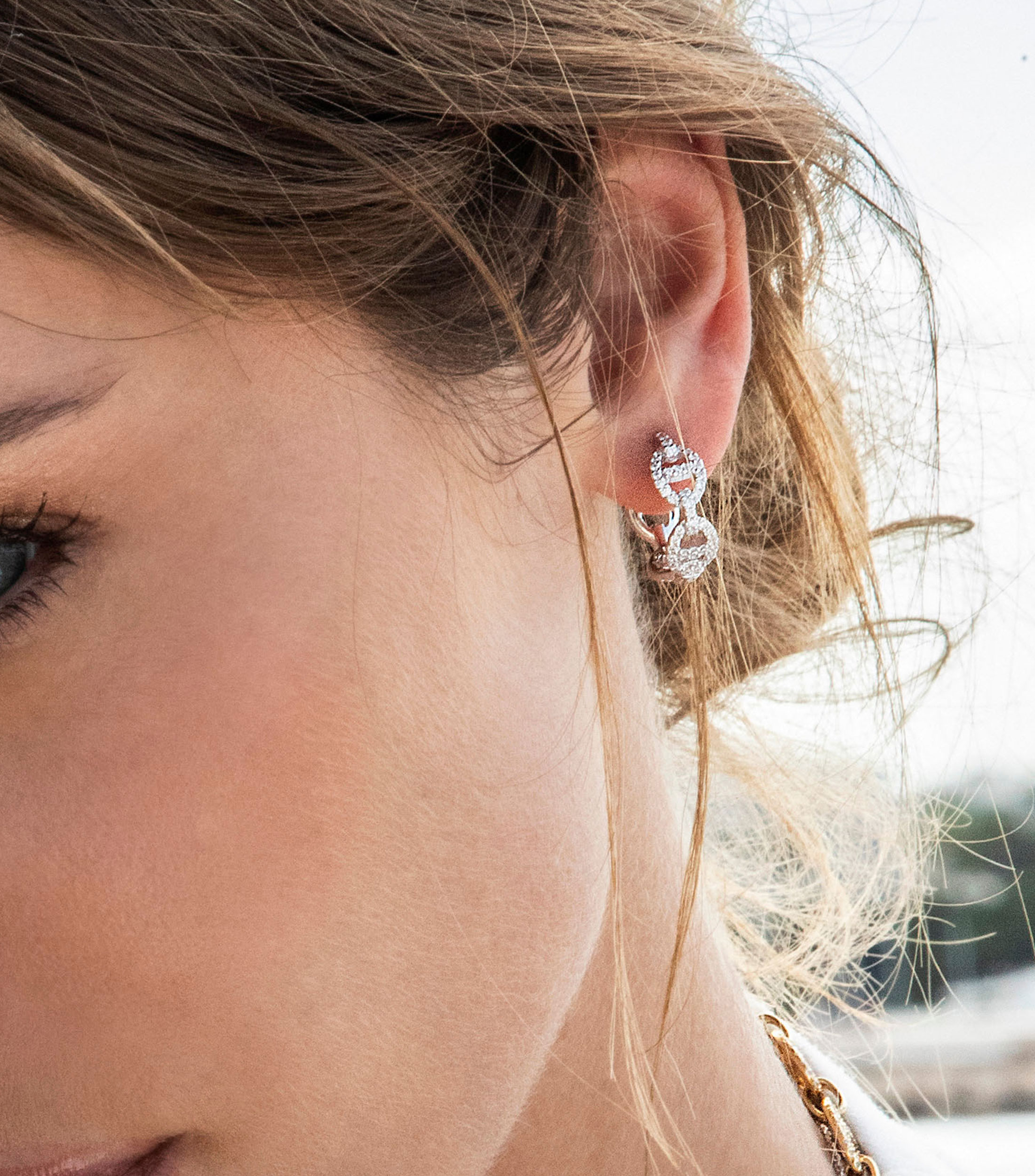 Aretes en Plata con zirconias blancas ETE Mujer