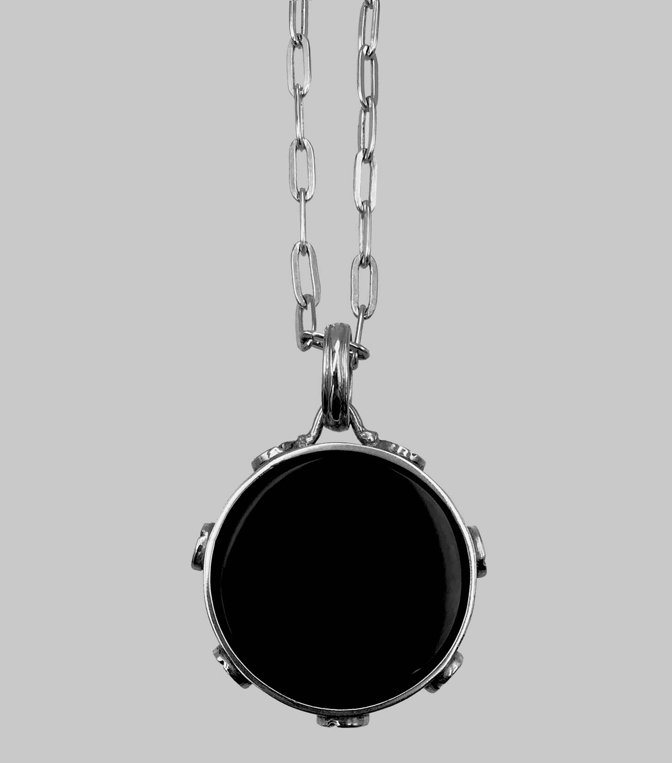 Dije en plata .925 con obsidiana Unisex