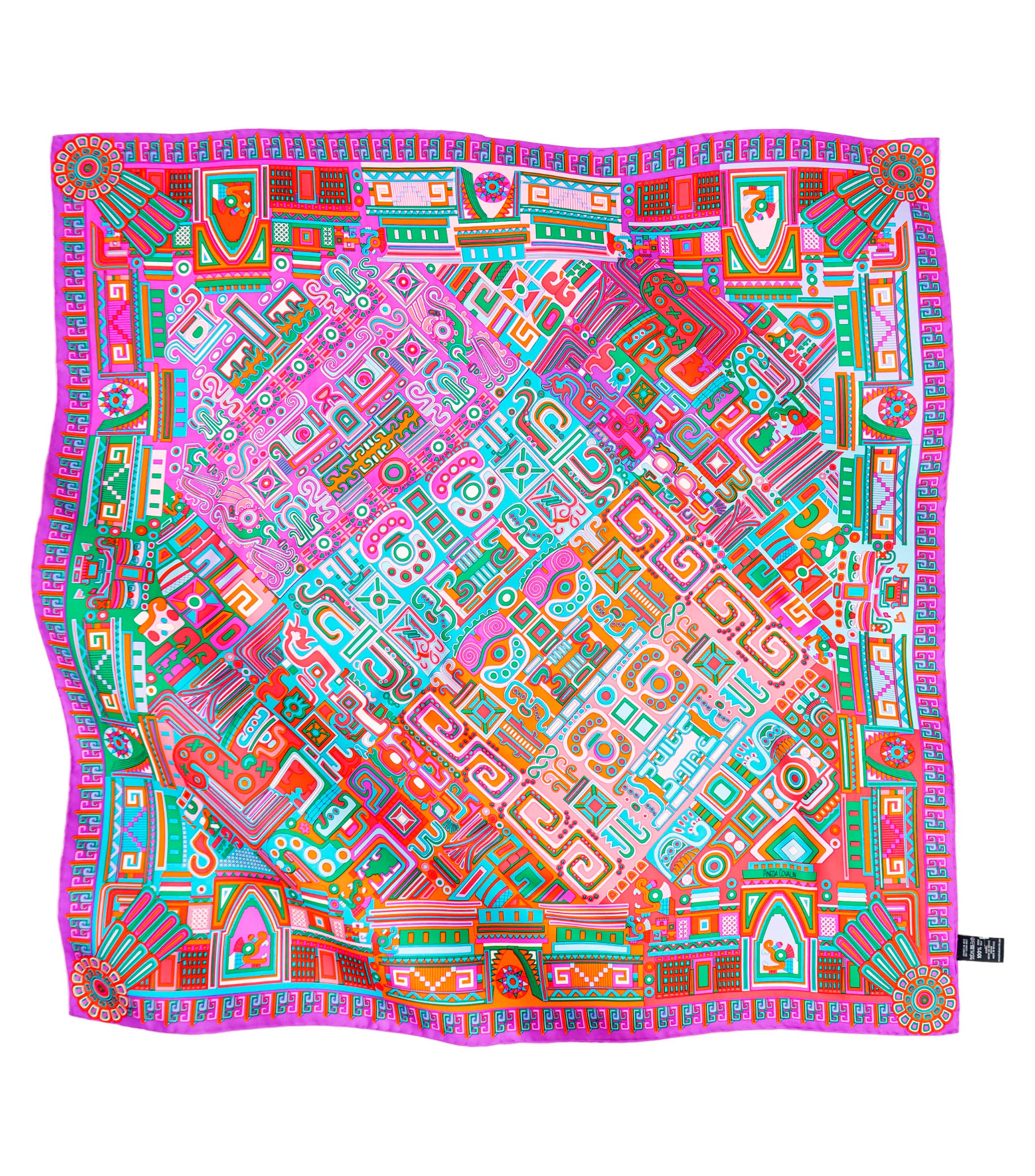 Mascada de seda lila con decorado prehispánico Mujer