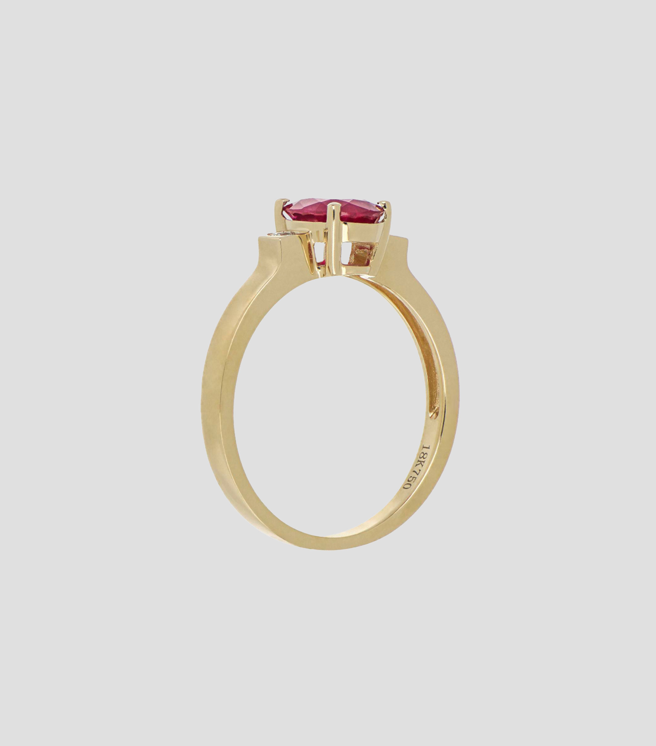 Anillo en Oro de 18 Kilates con Piedras Mujer