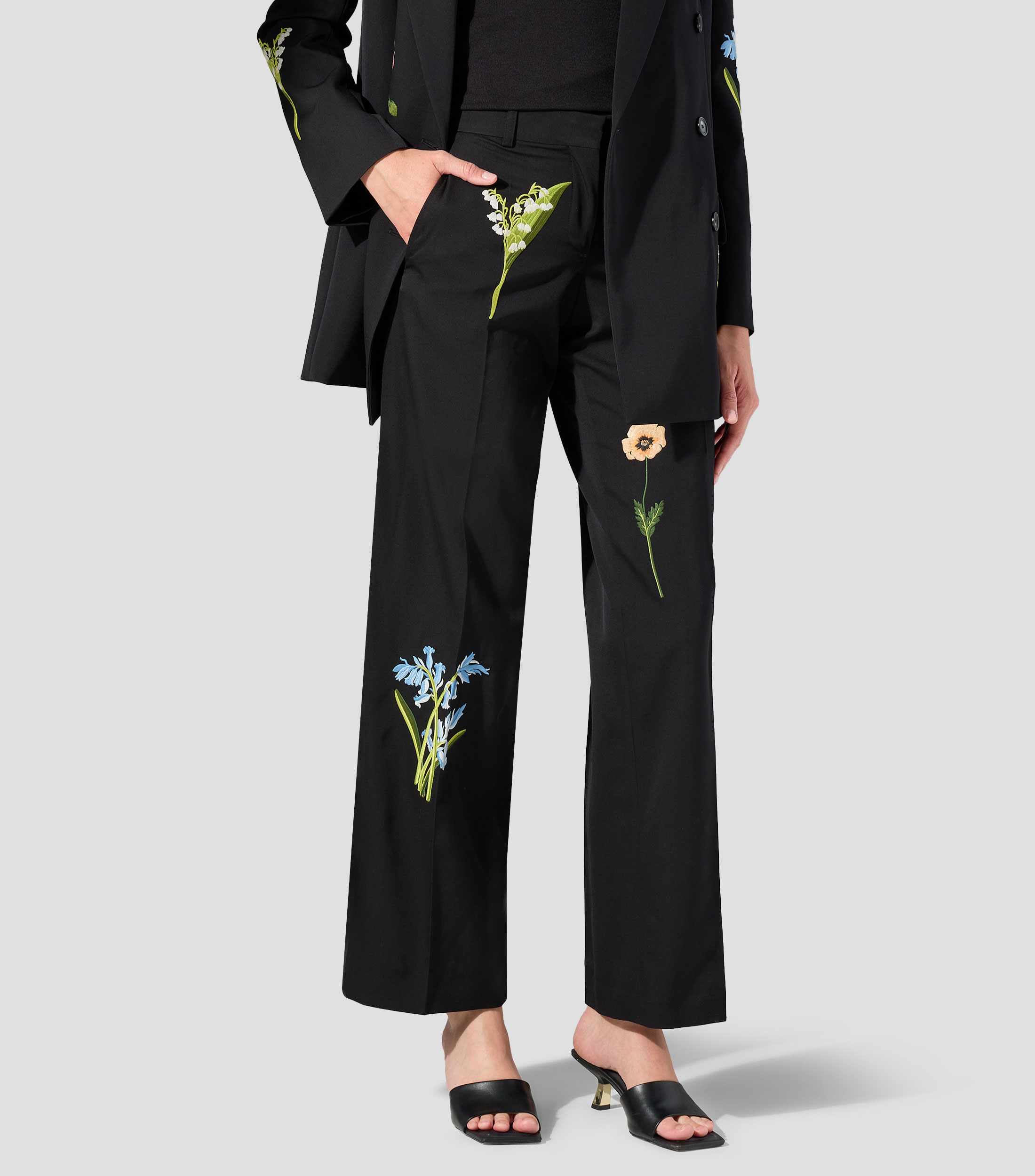 Pantalón casual Mujer