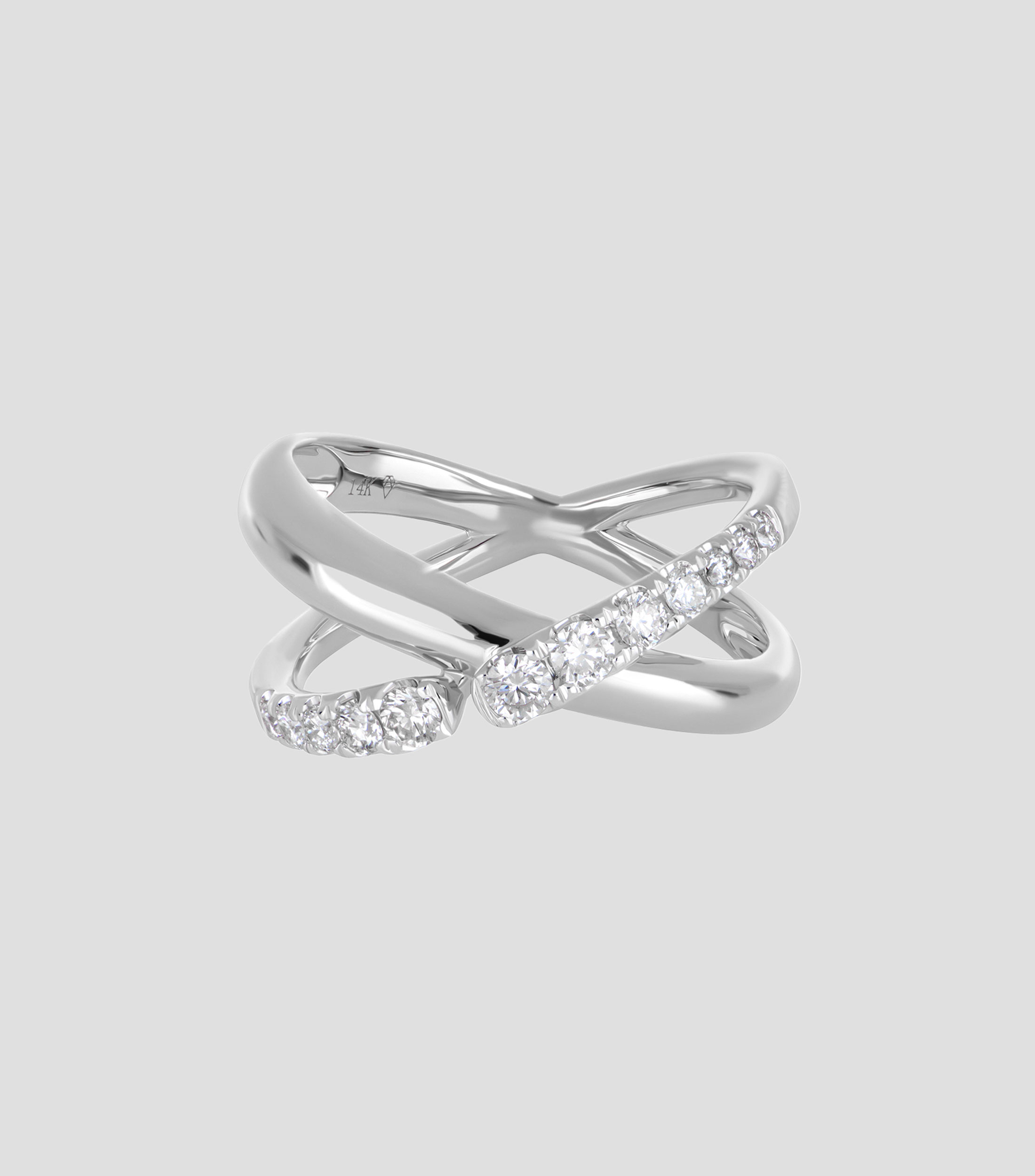 Anillo en Oro blanco de 14 Kilates con diamantes Mujer