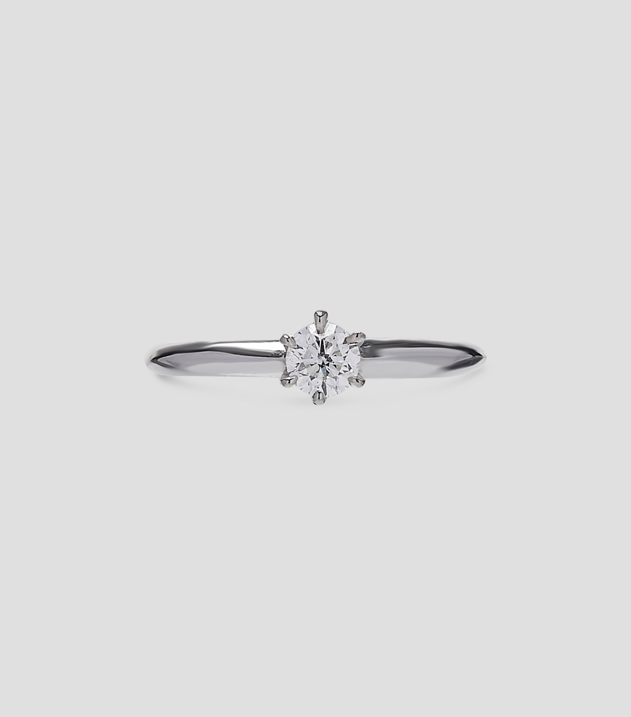 Anillo Solitario en Oro Blanco de 14 Kilates con Incrustación Mujer