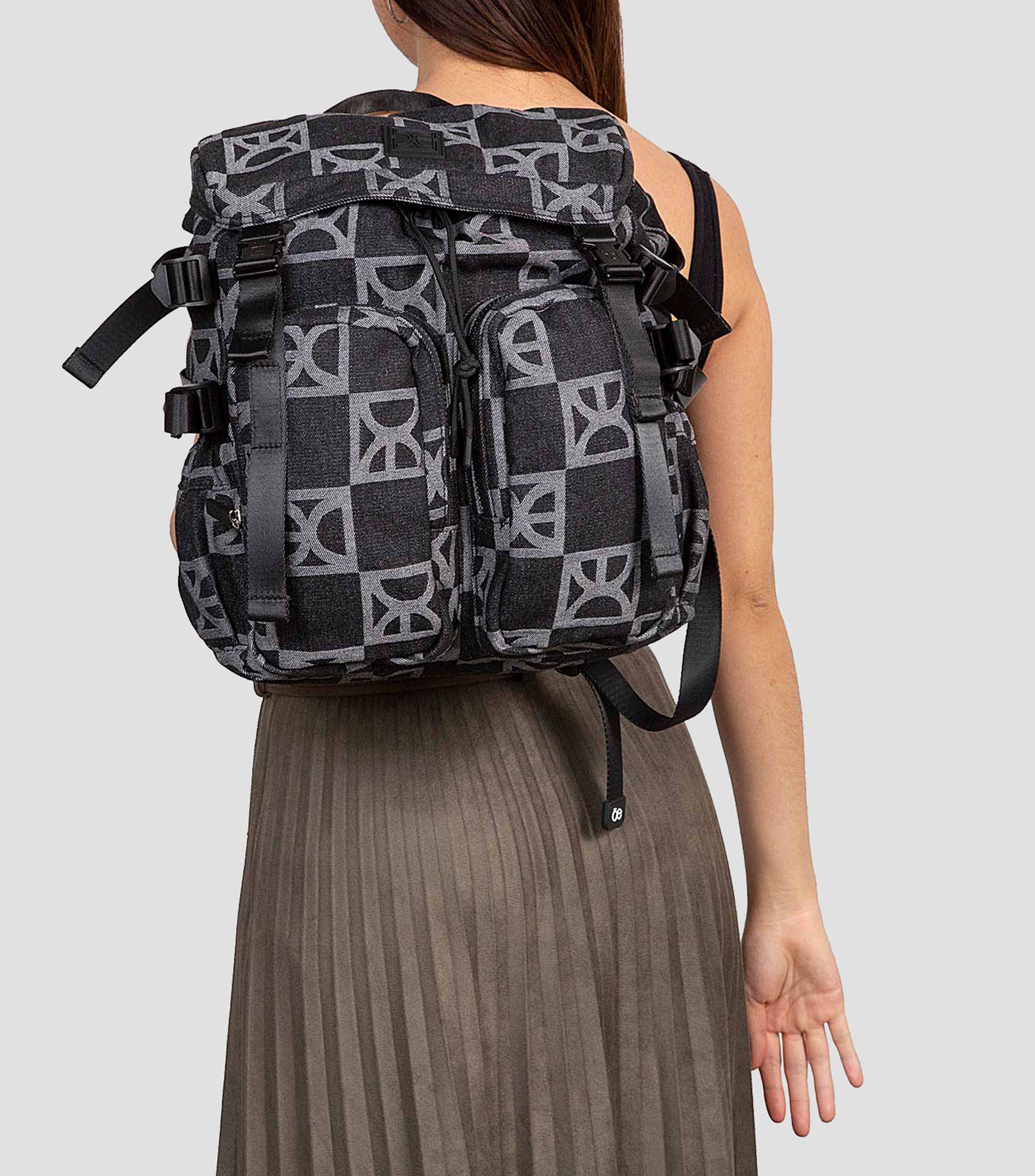 Pañalera Backpack Adabhil con estampado
