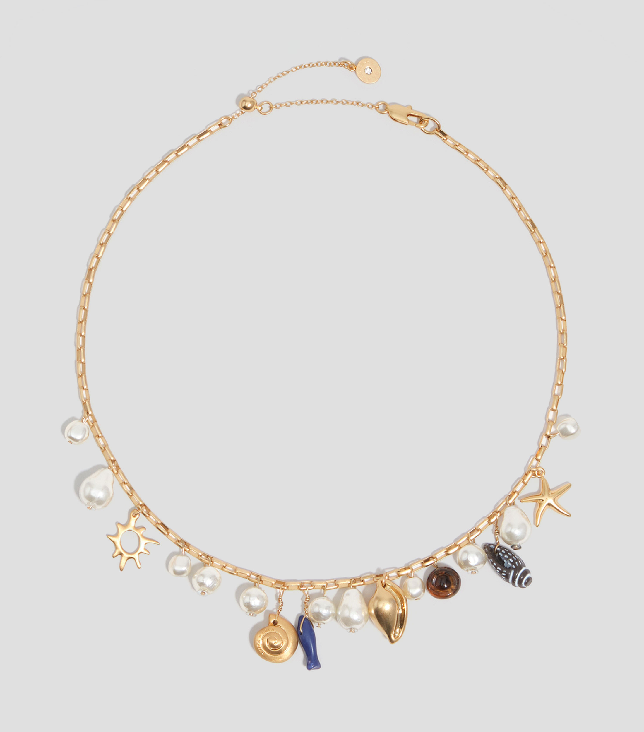 Collar con caracoles y perlas con dorado envejecido Mujer