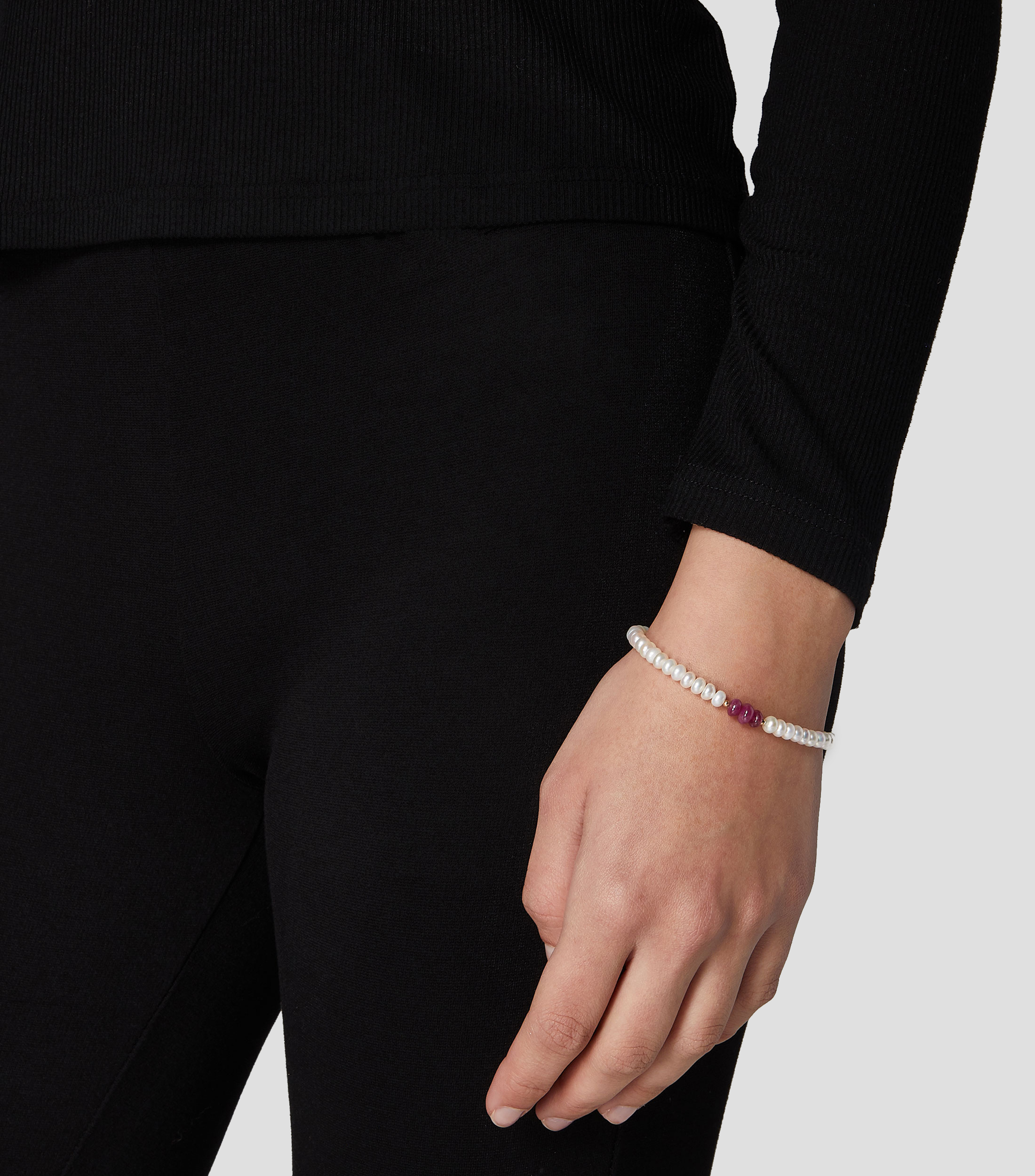 Pulsera con Perlas en Oro de 14 Kilates Mujer