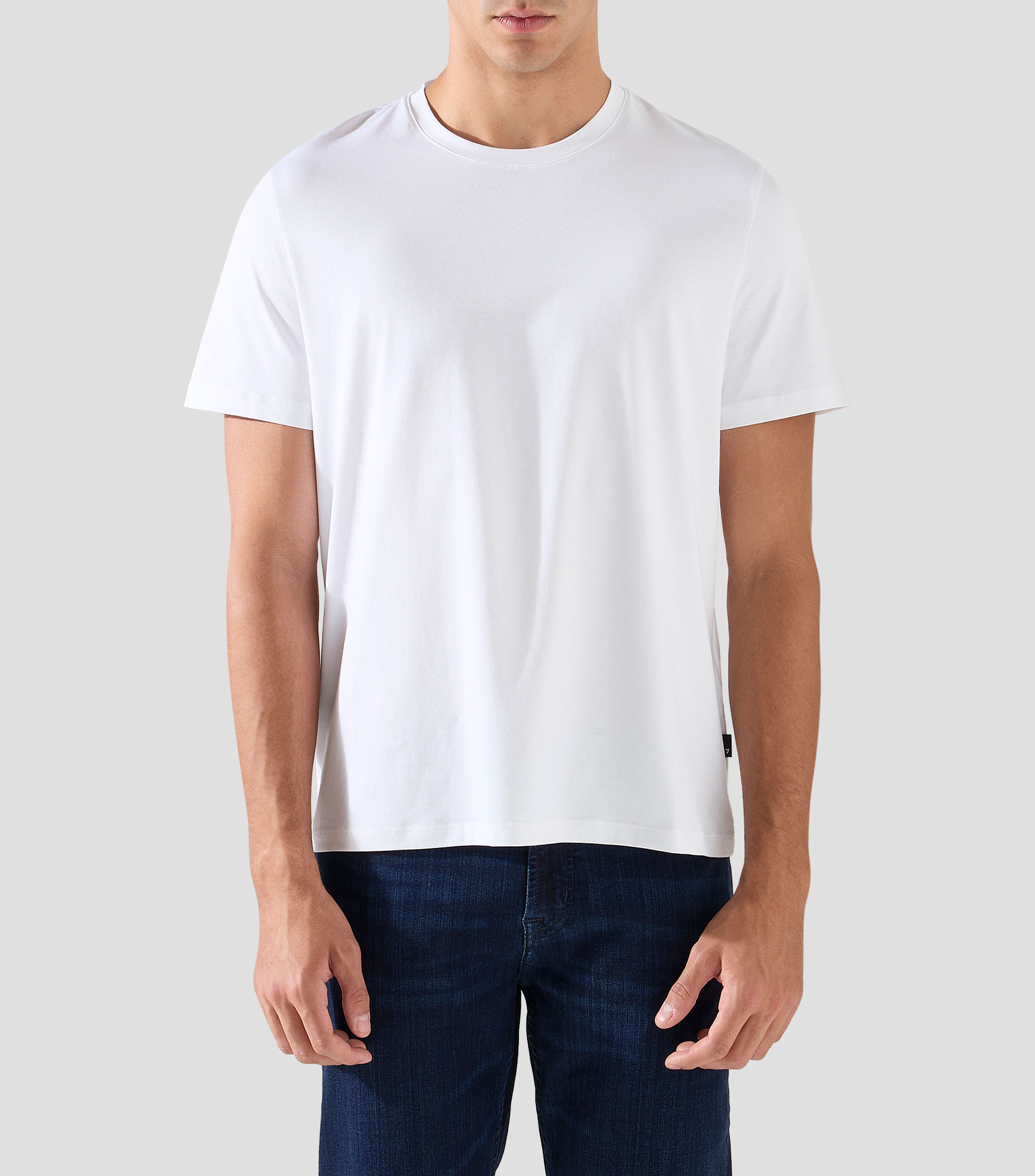 Playera de cuello redondo con manga corta Hombre