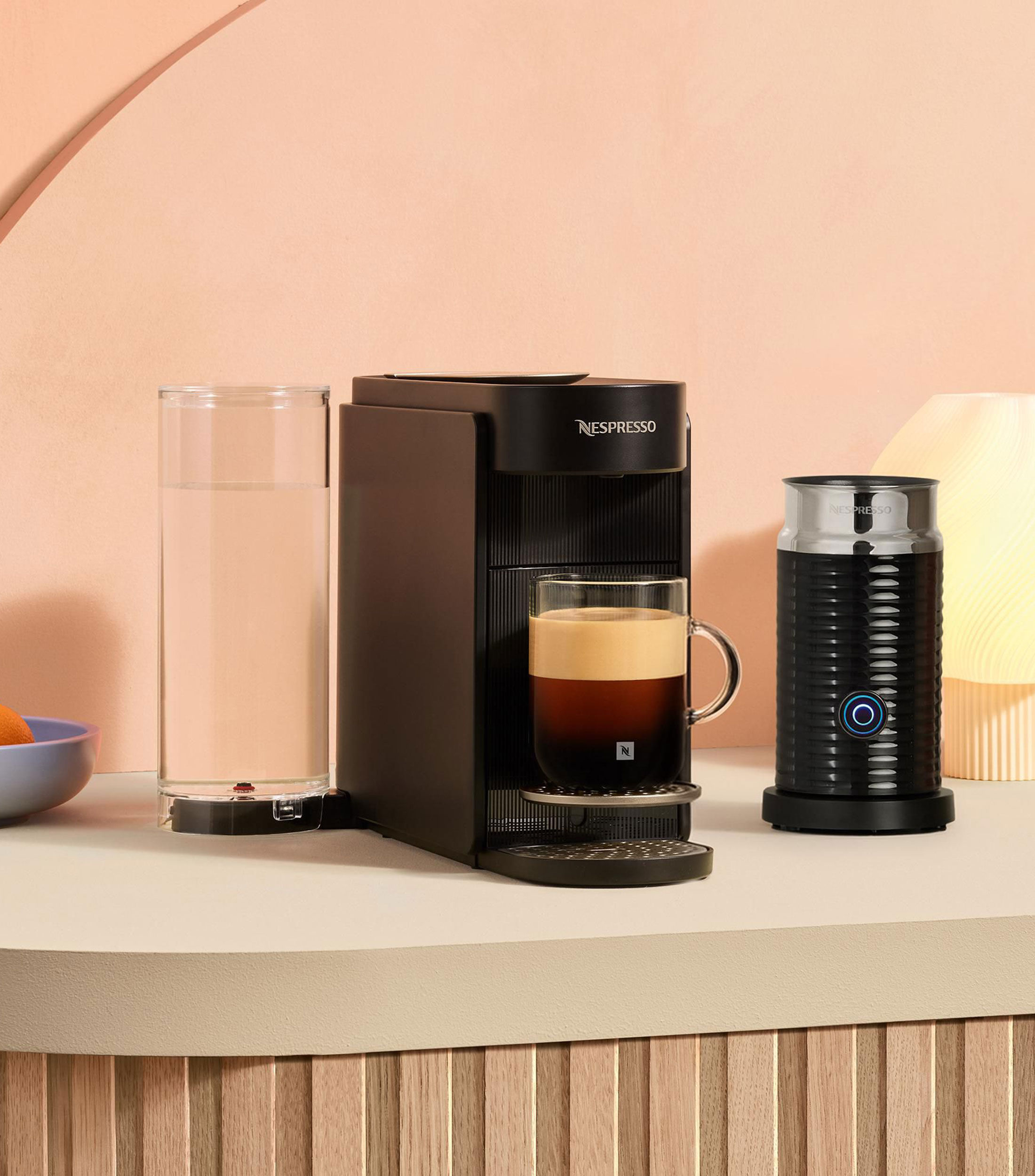 Combo Cafetera Vertuo Up Negro