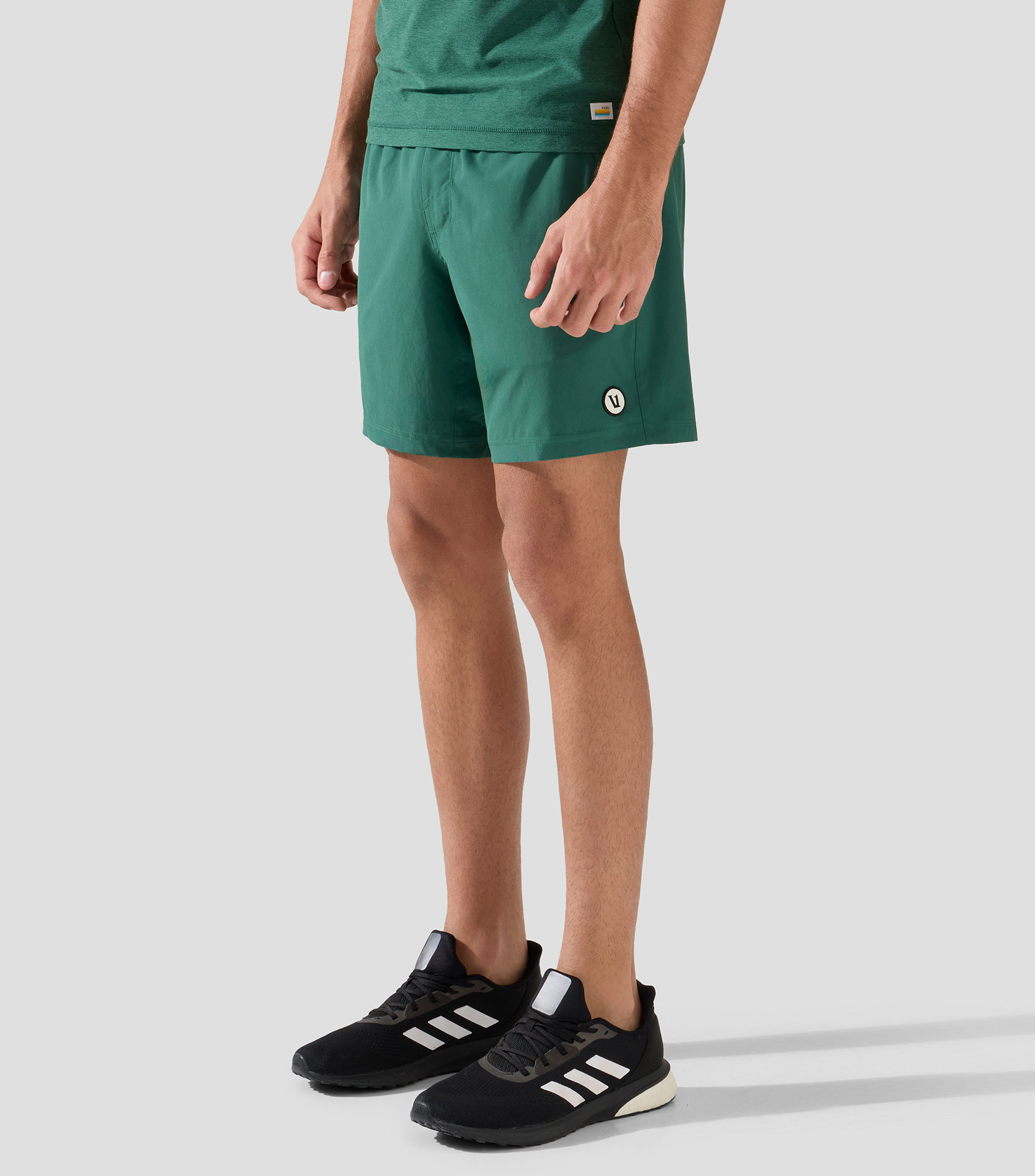 Short para entrenamiento liso Hombre