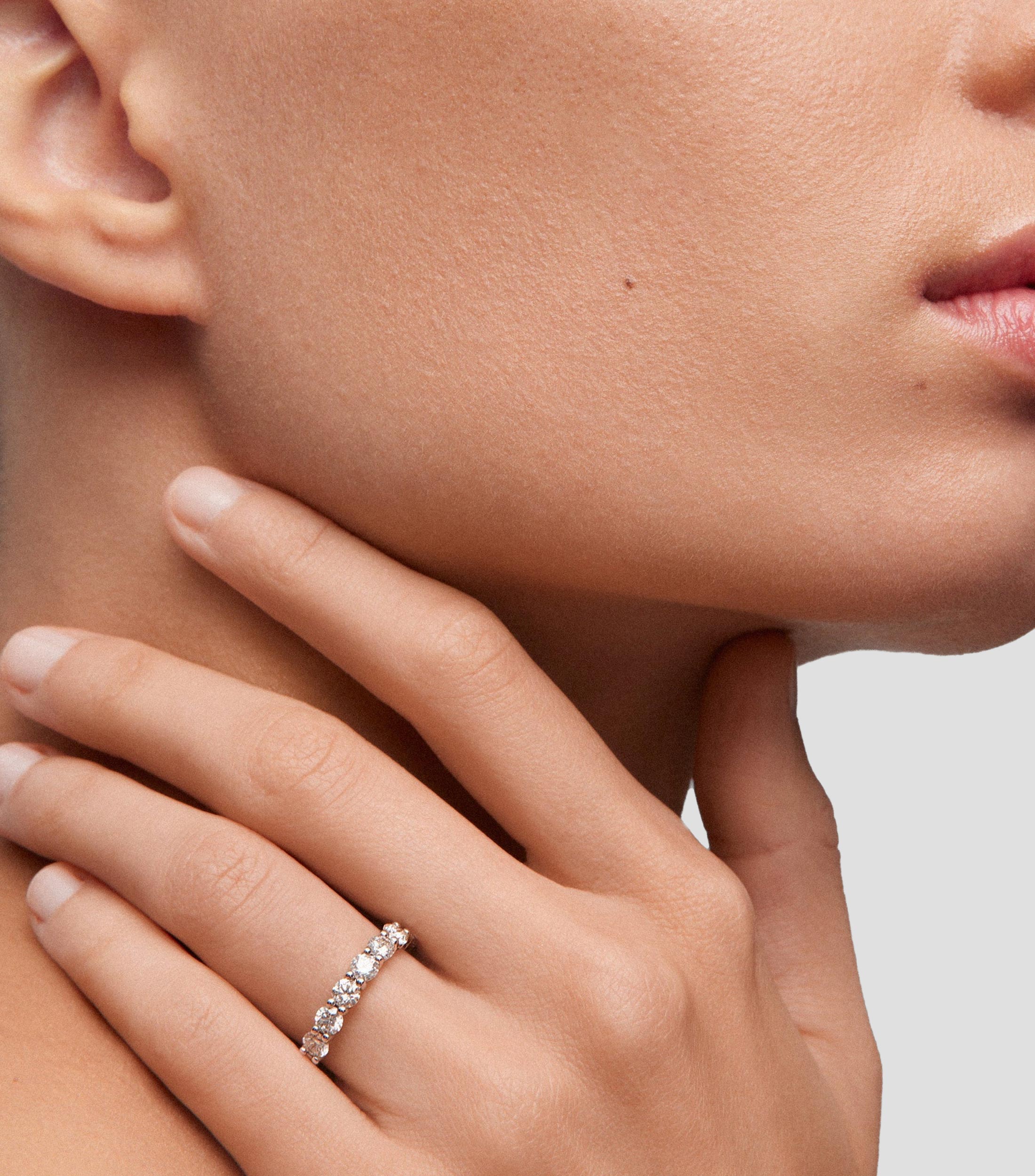 Anillo solitario en Oro blanco con diamantes Mujer Talla 10