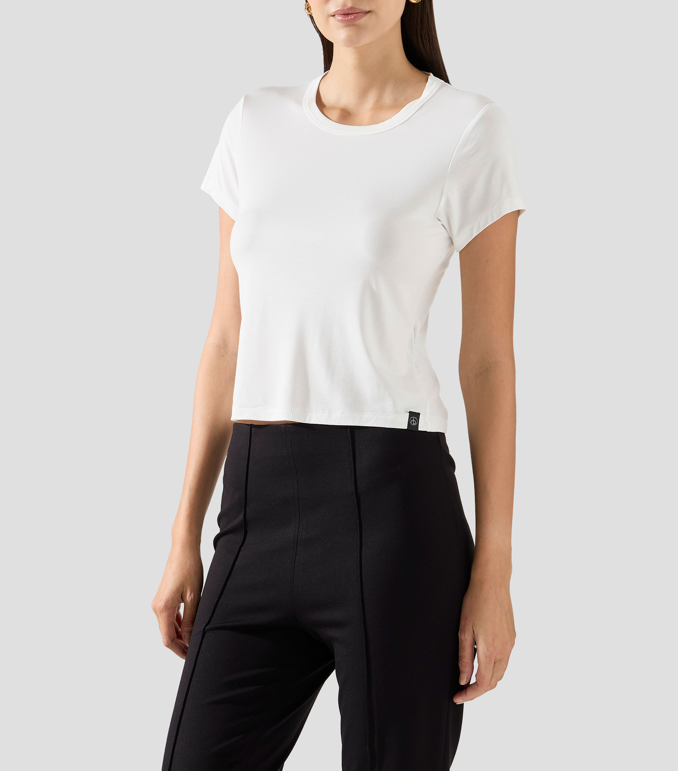 Playera cuello redondo manga corta Mujer