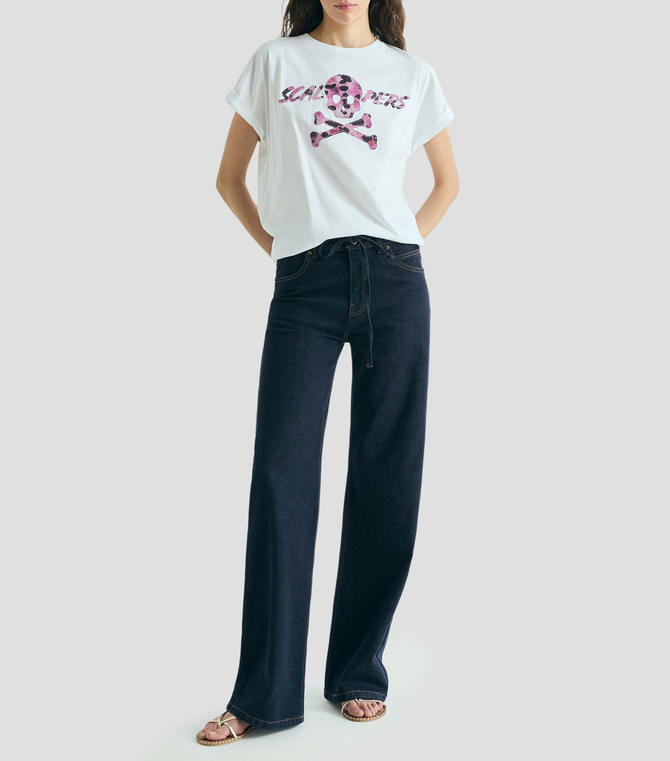 Playera cuello redondo manga corta de diseño sólido Mujer