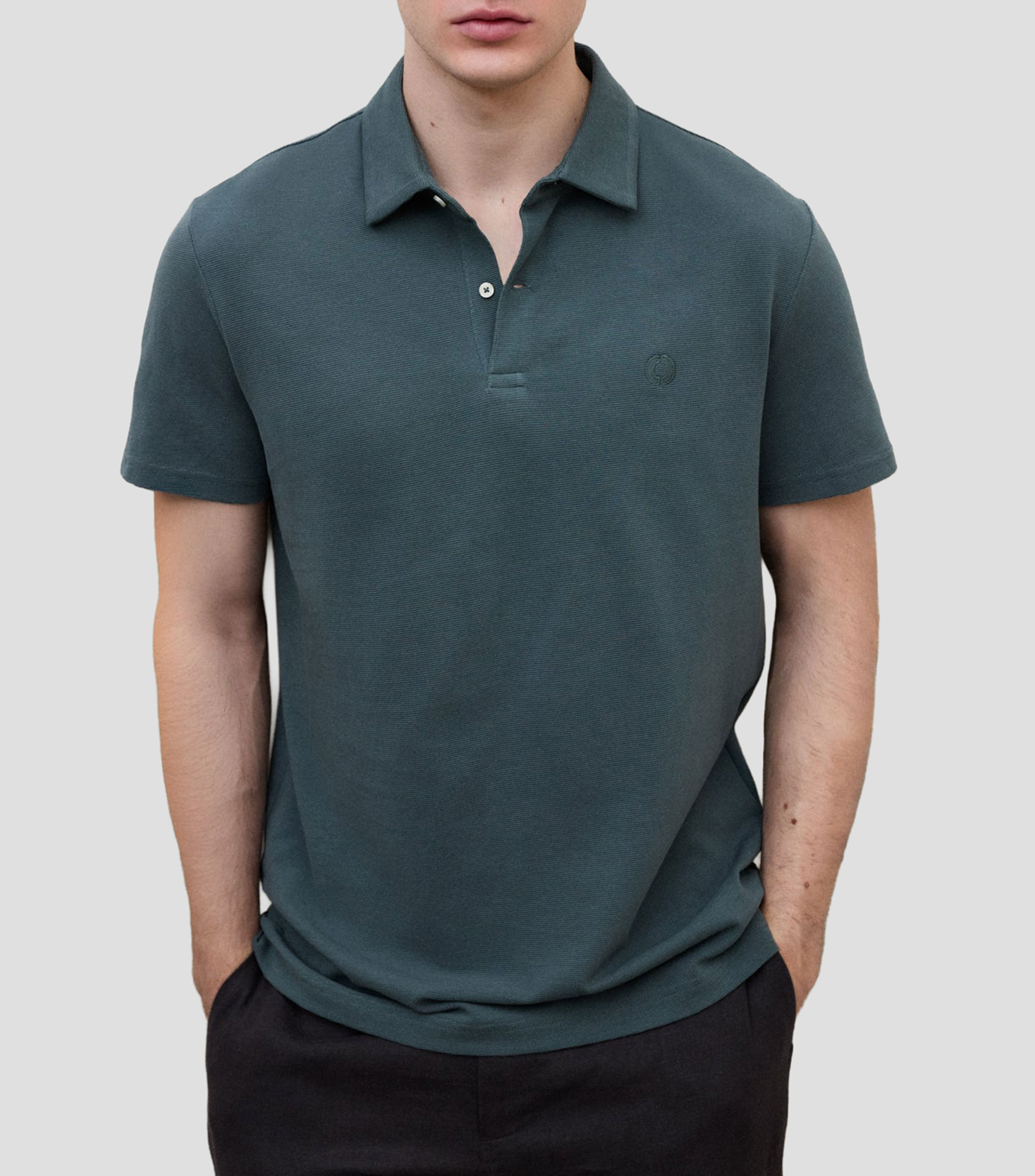 Playera tipo polo manga corta lisa Hombre