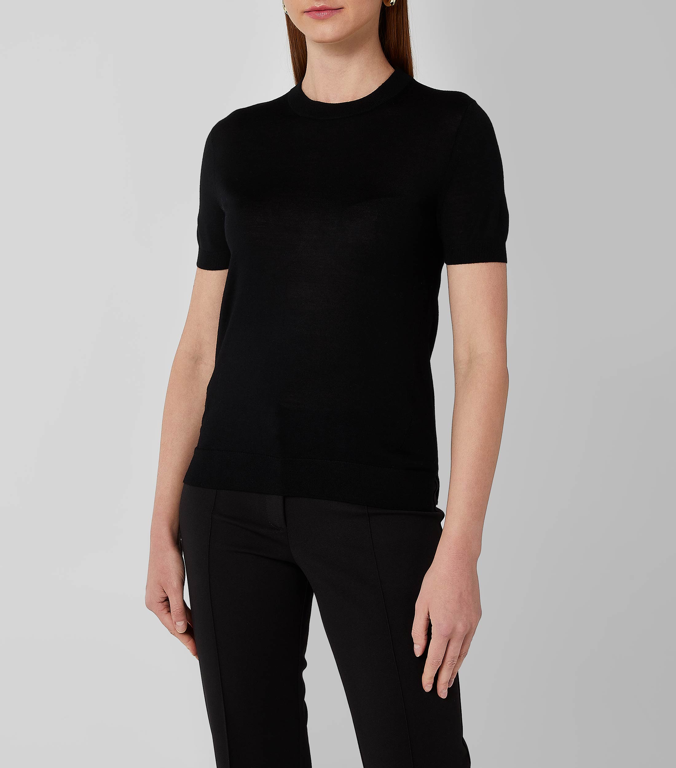 Suéter Cuello Redondo Mujer