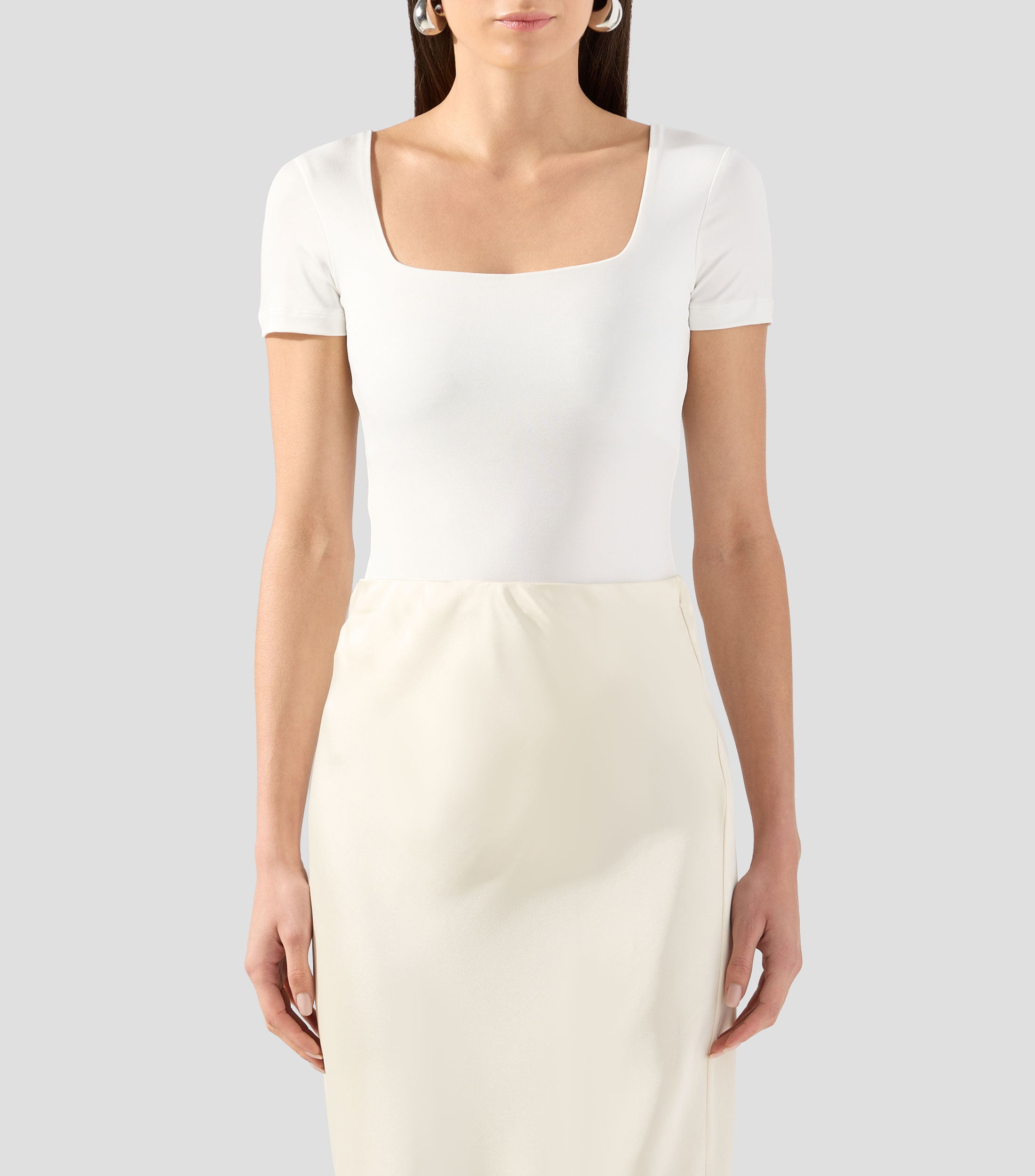 Body cuello cuadrado manga corta Mujer