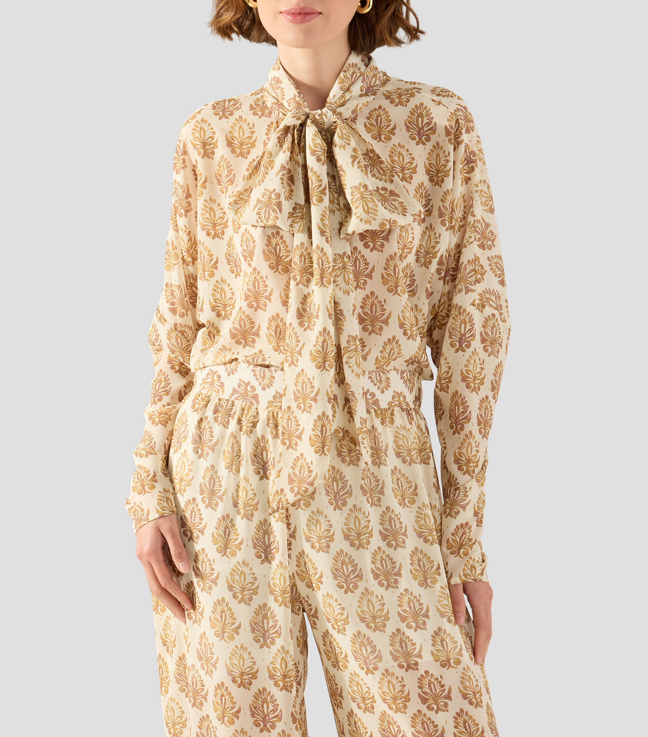 Blusa estampada con manga larga Mujer