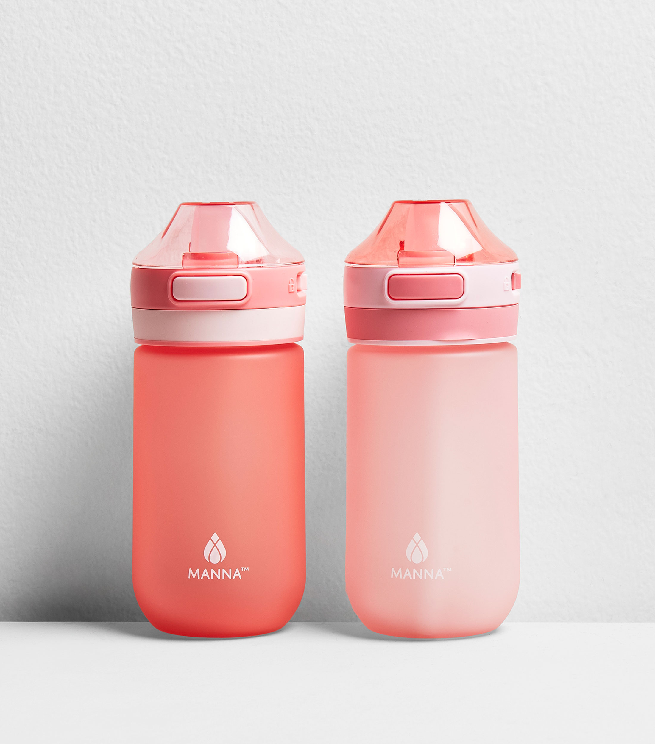 Set 2 Botellas Astor Niña