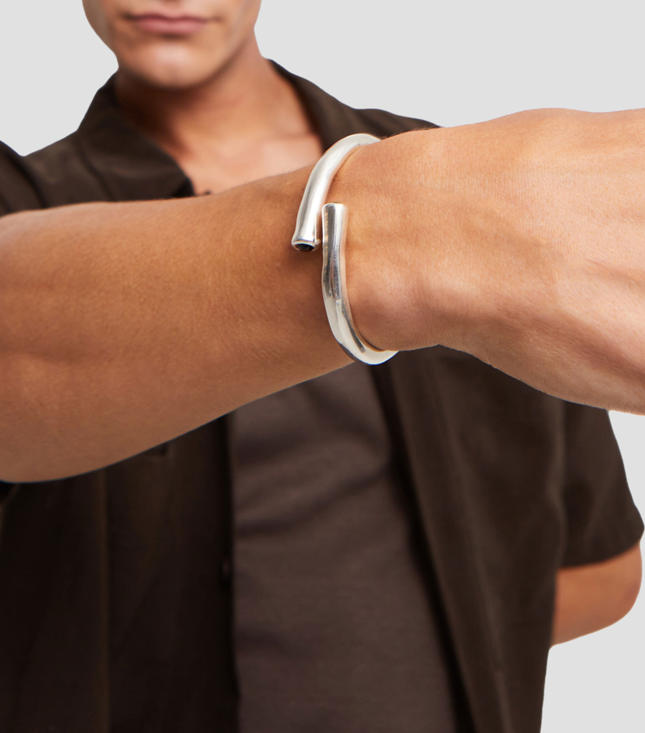 Pulsera Rígida con Logotipo Ser Natural Unisex
