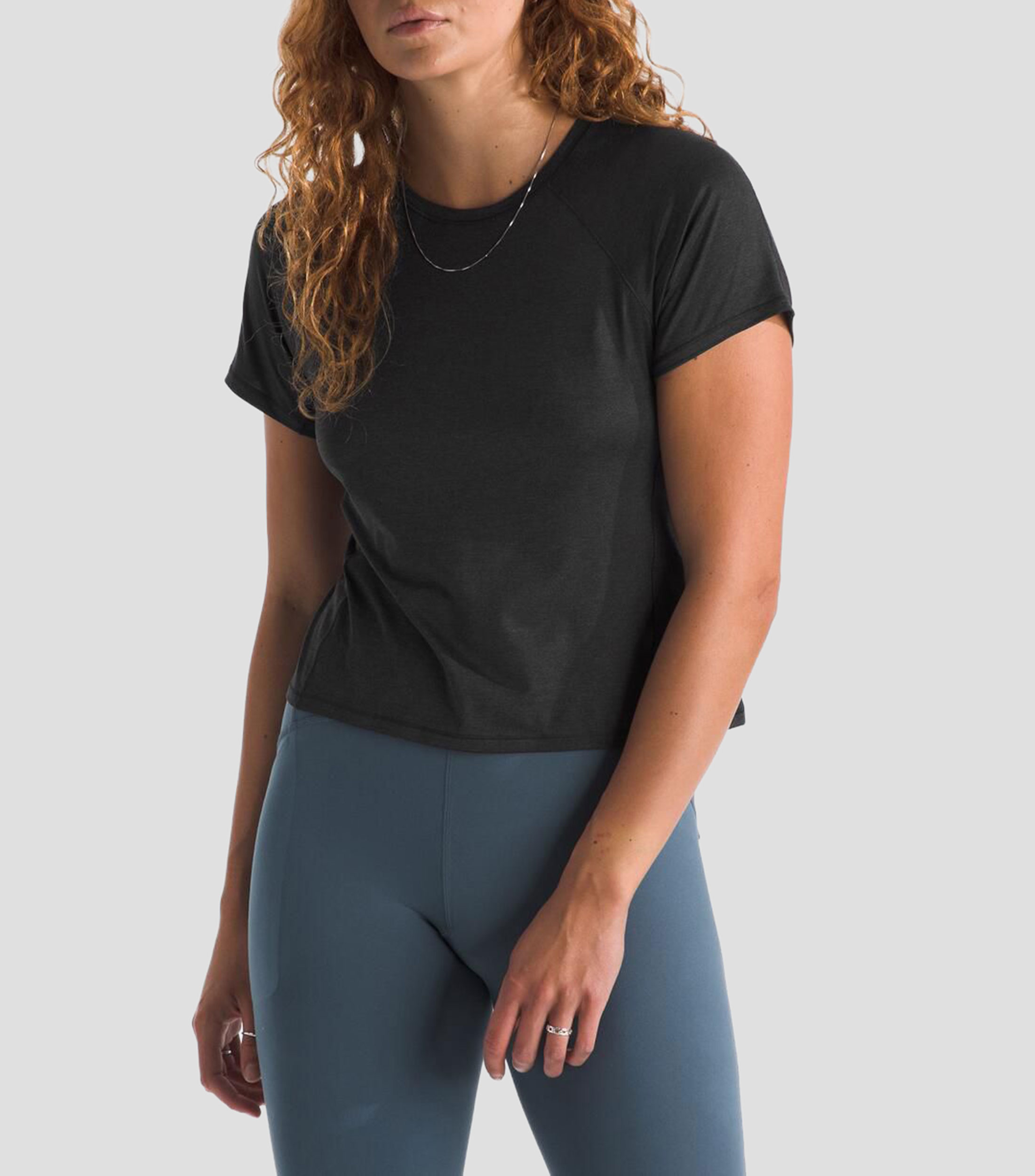 Playera para entrenamiento Jaida cuello redondo manga corta lisa Mujer