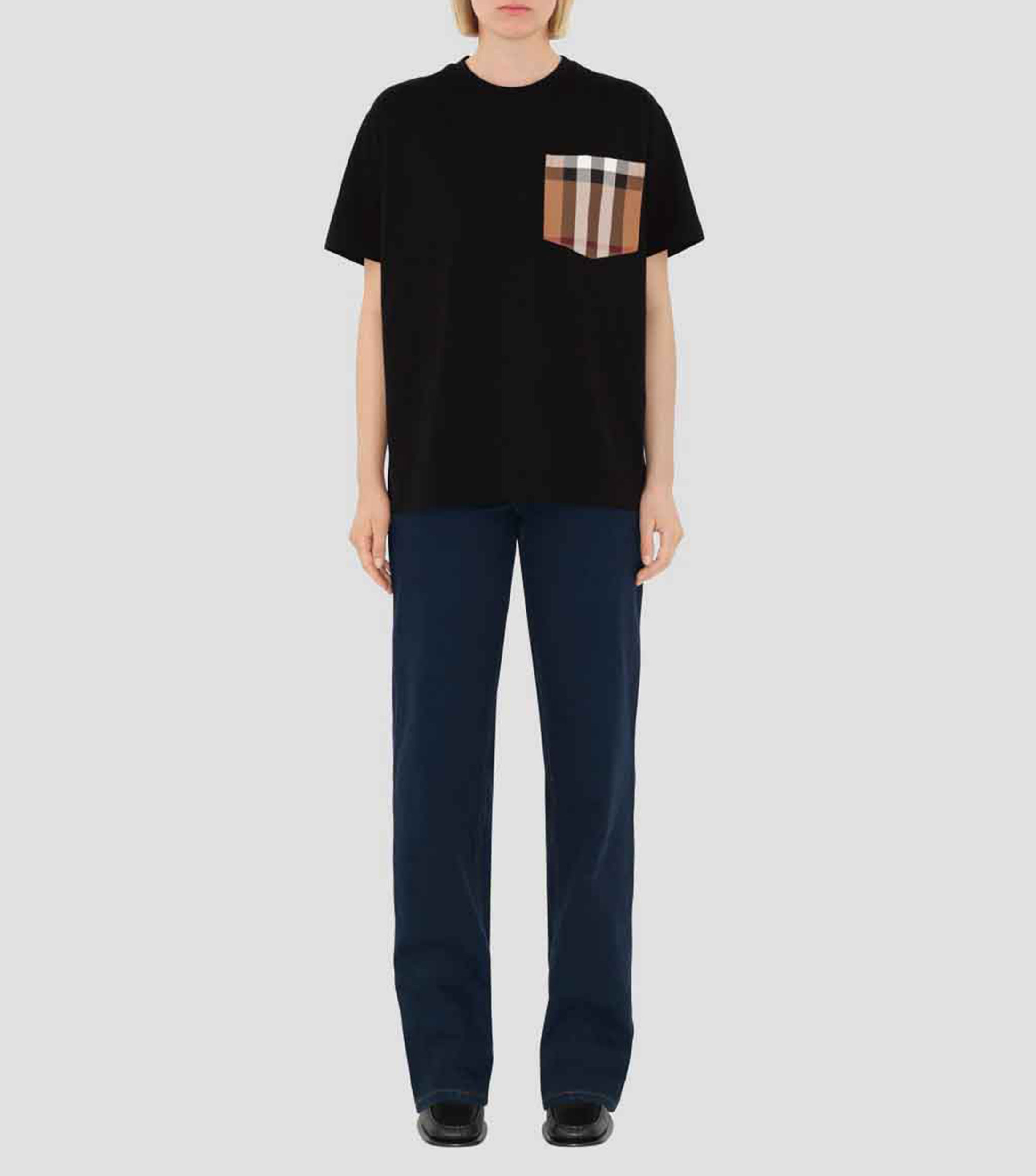 Playera con bolsillo check Mujer