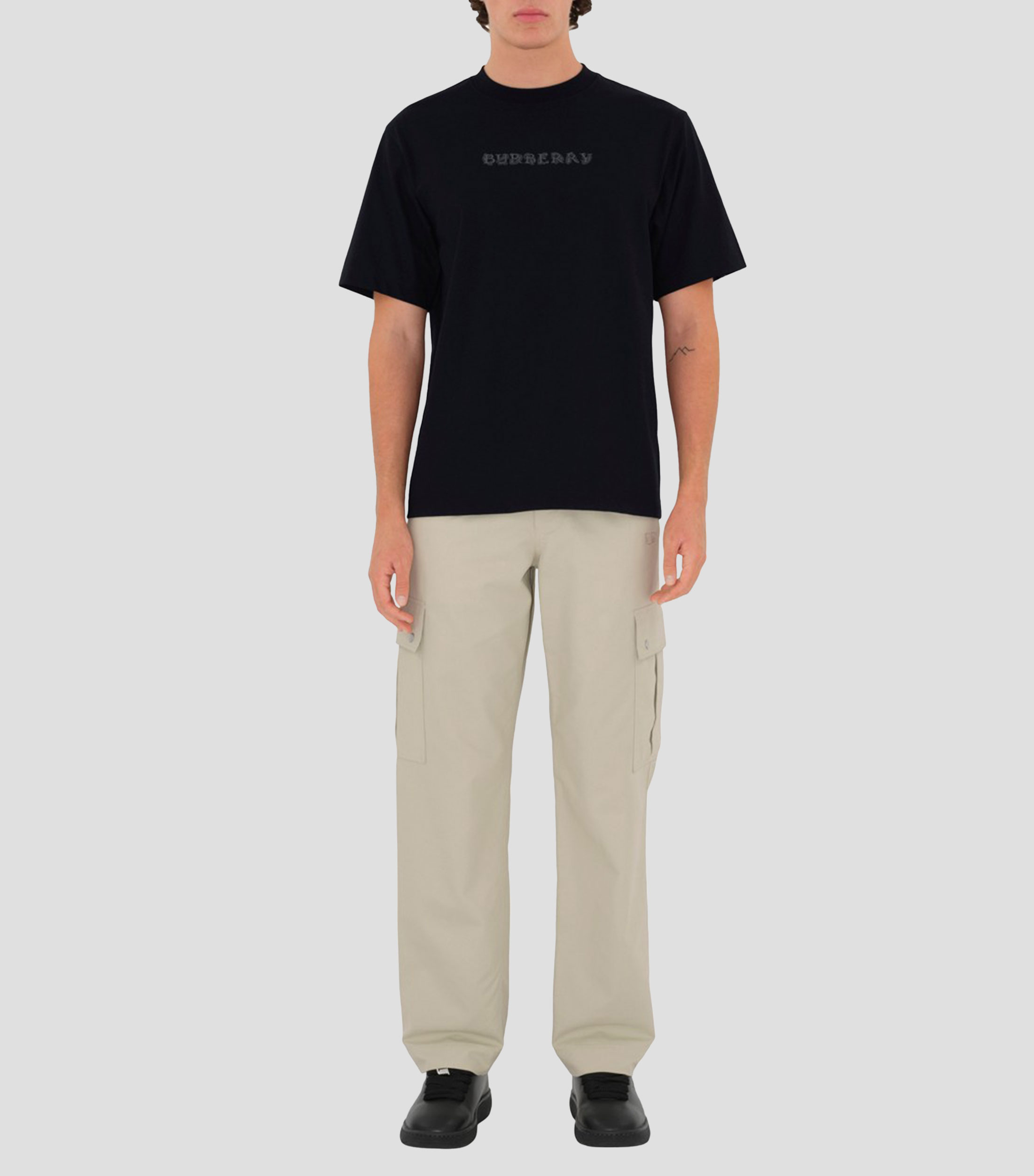 Playera con logotipo de manga corta Hombre