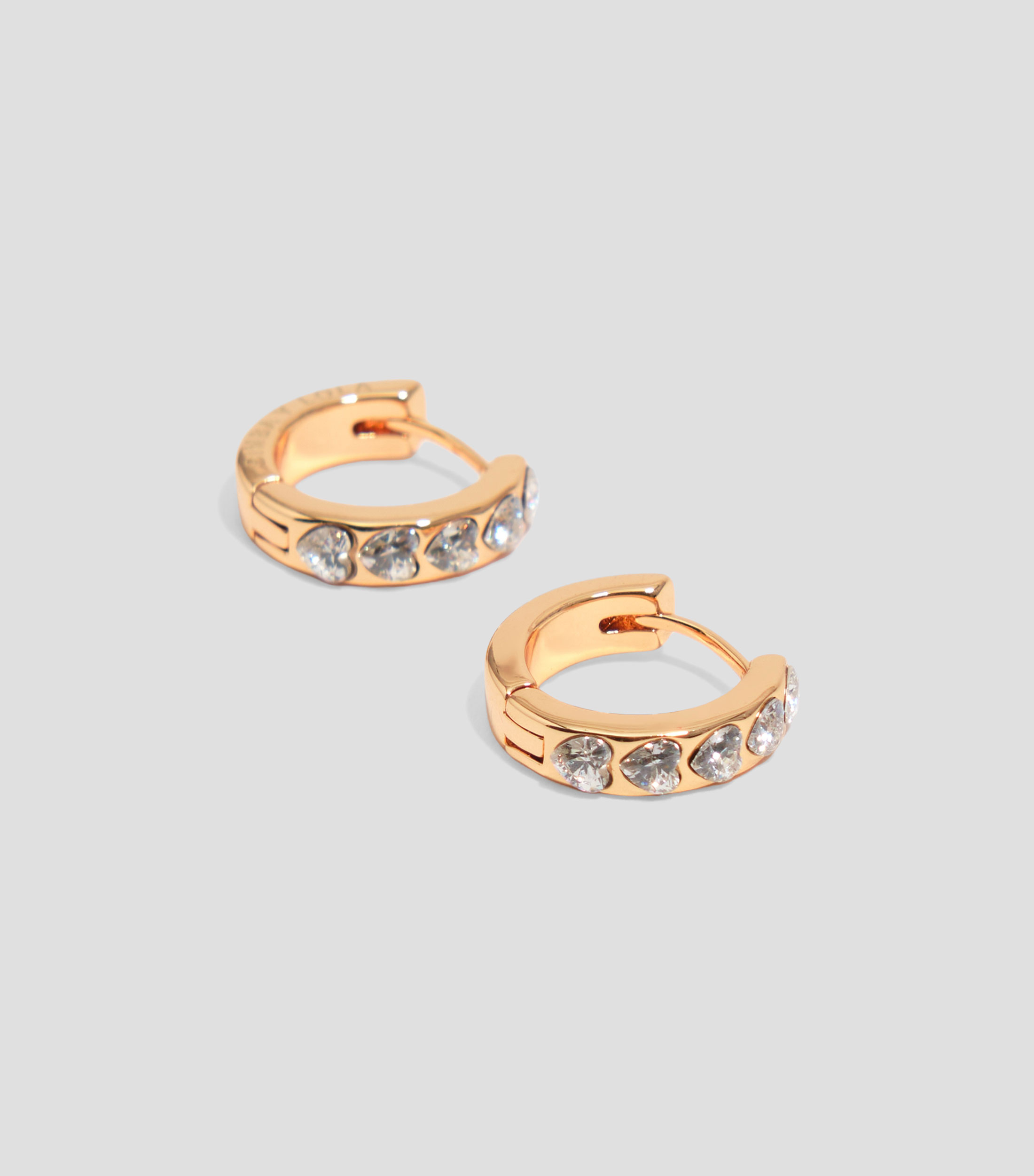 Aretes aro cristales corazón dorado Mujer