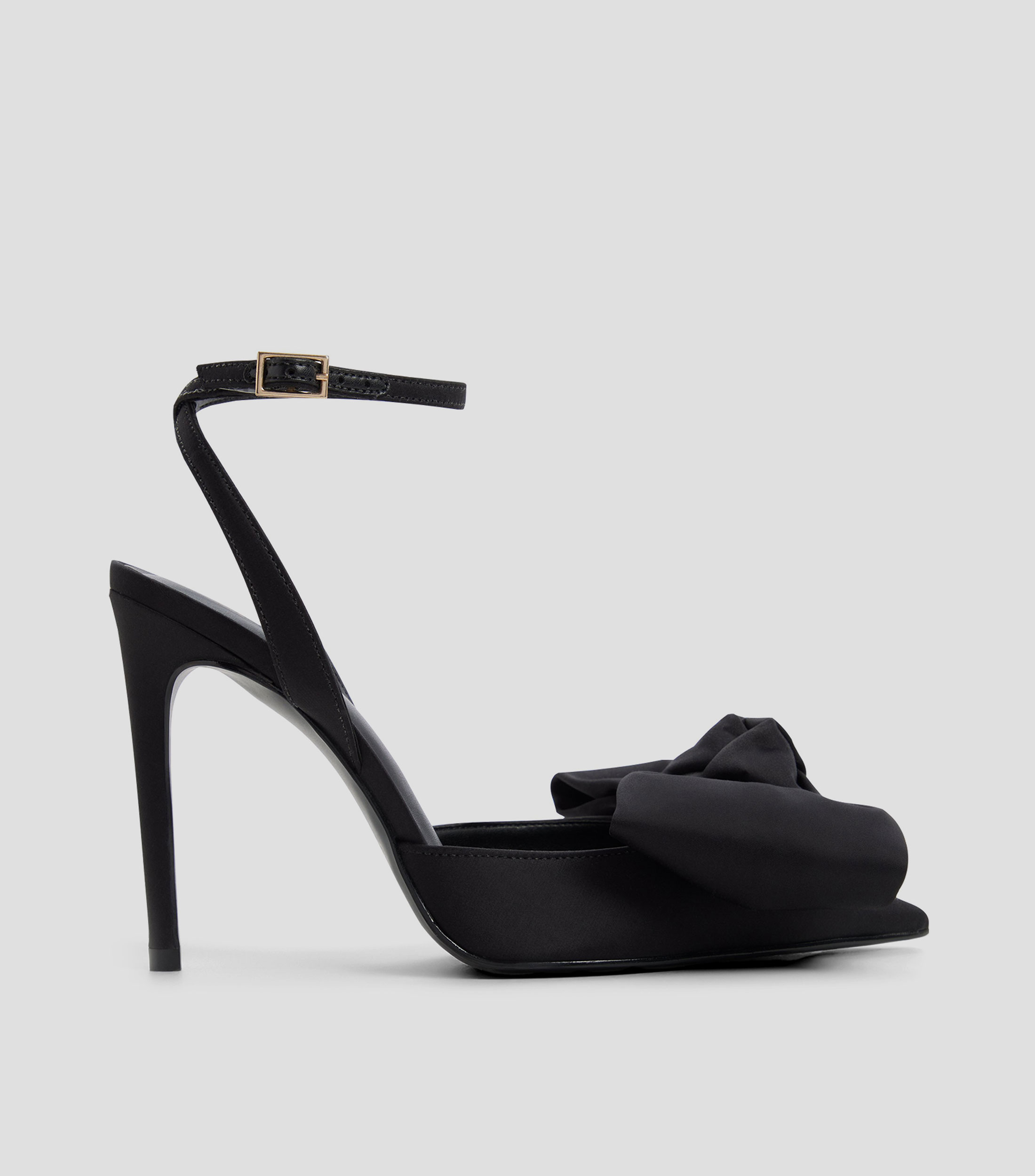 Sandalias con pulsera y tacón alto delgado Mujer