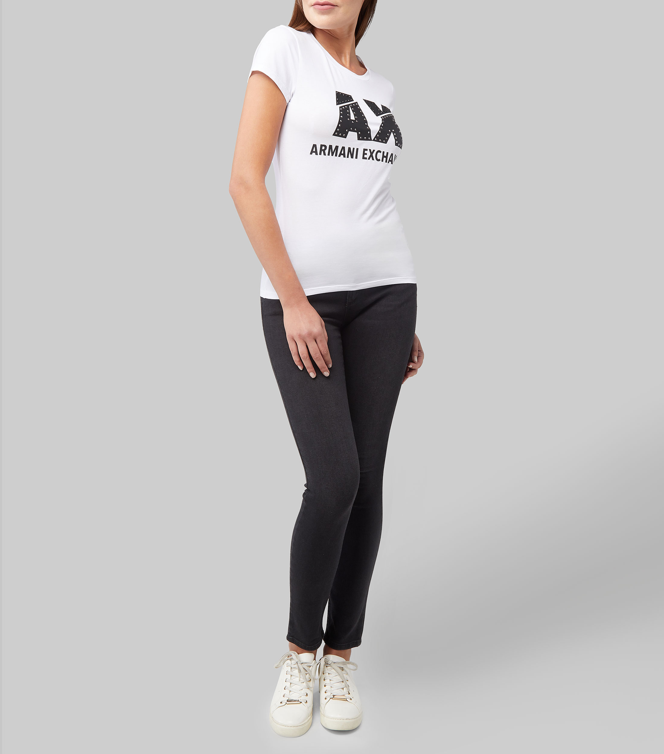 Playera cuello redondo manga corta Mujer