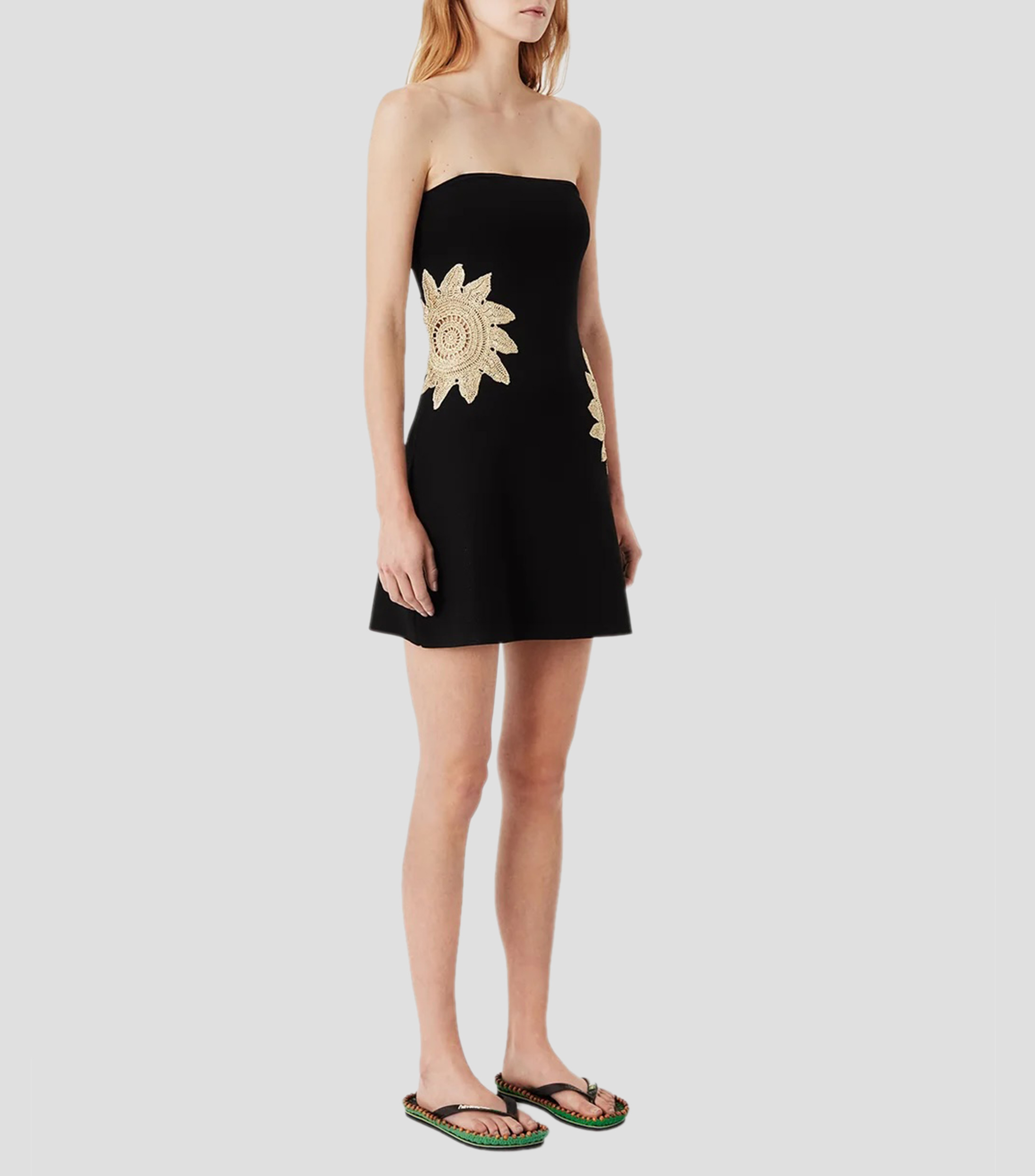 Vestido corto liso con detalle decorativo Mujer