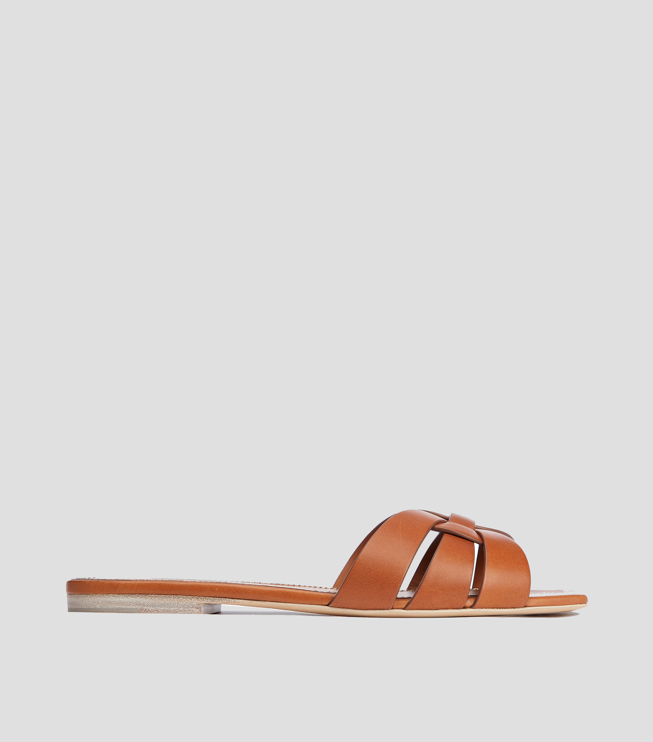 Sandalias con tacon bajo Mujer