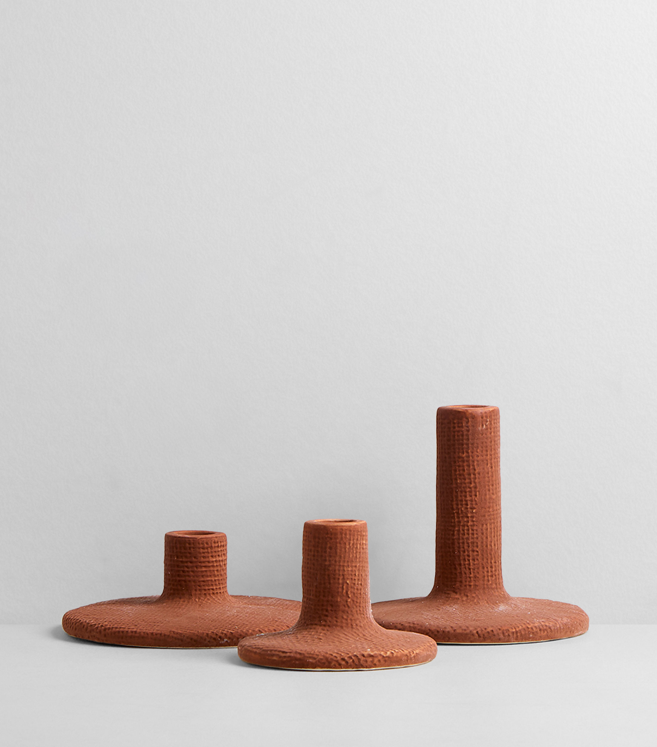 Set 3 portavelas cónicos en gres