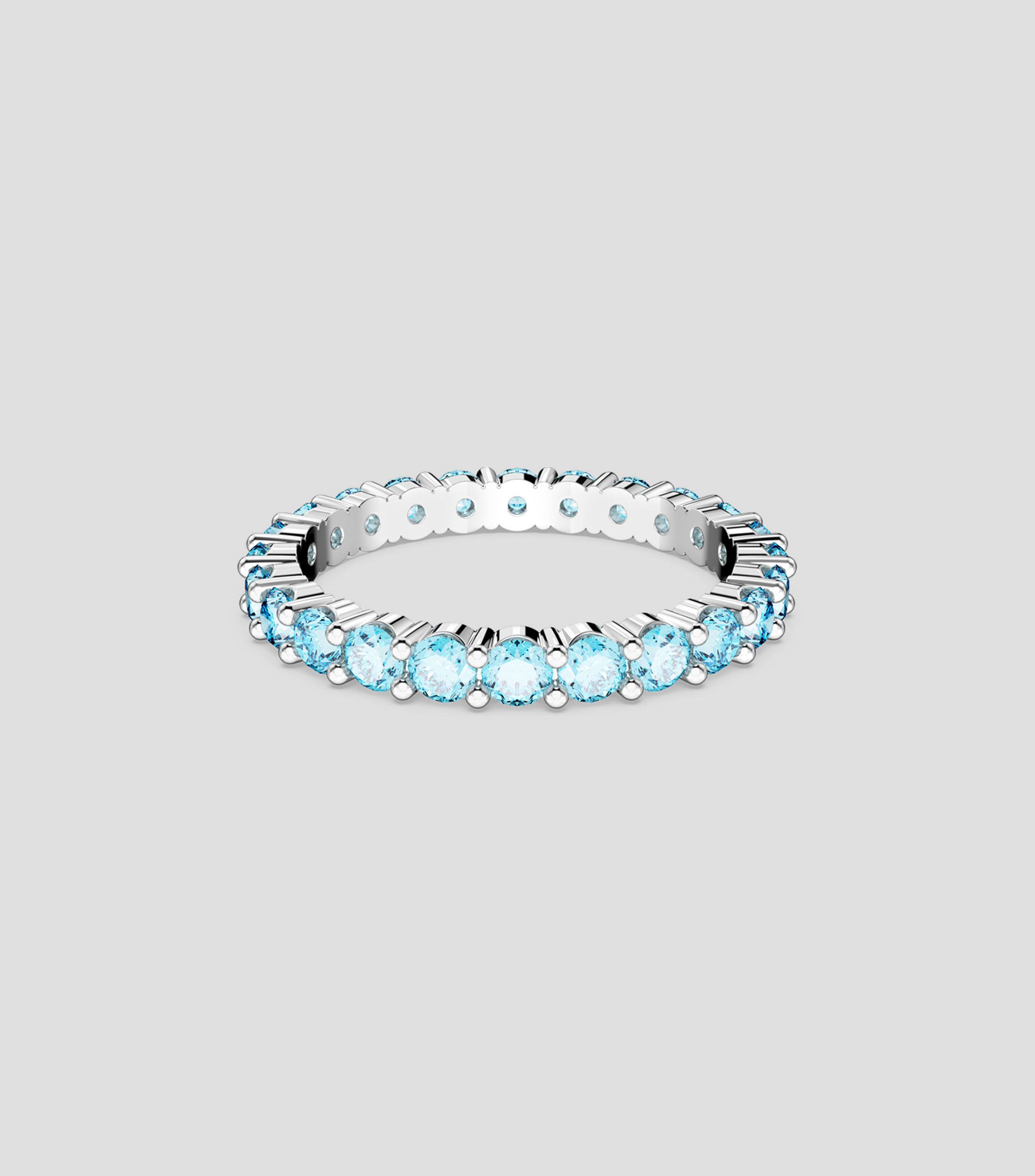 Anillo con zirconias engastadas Mujer