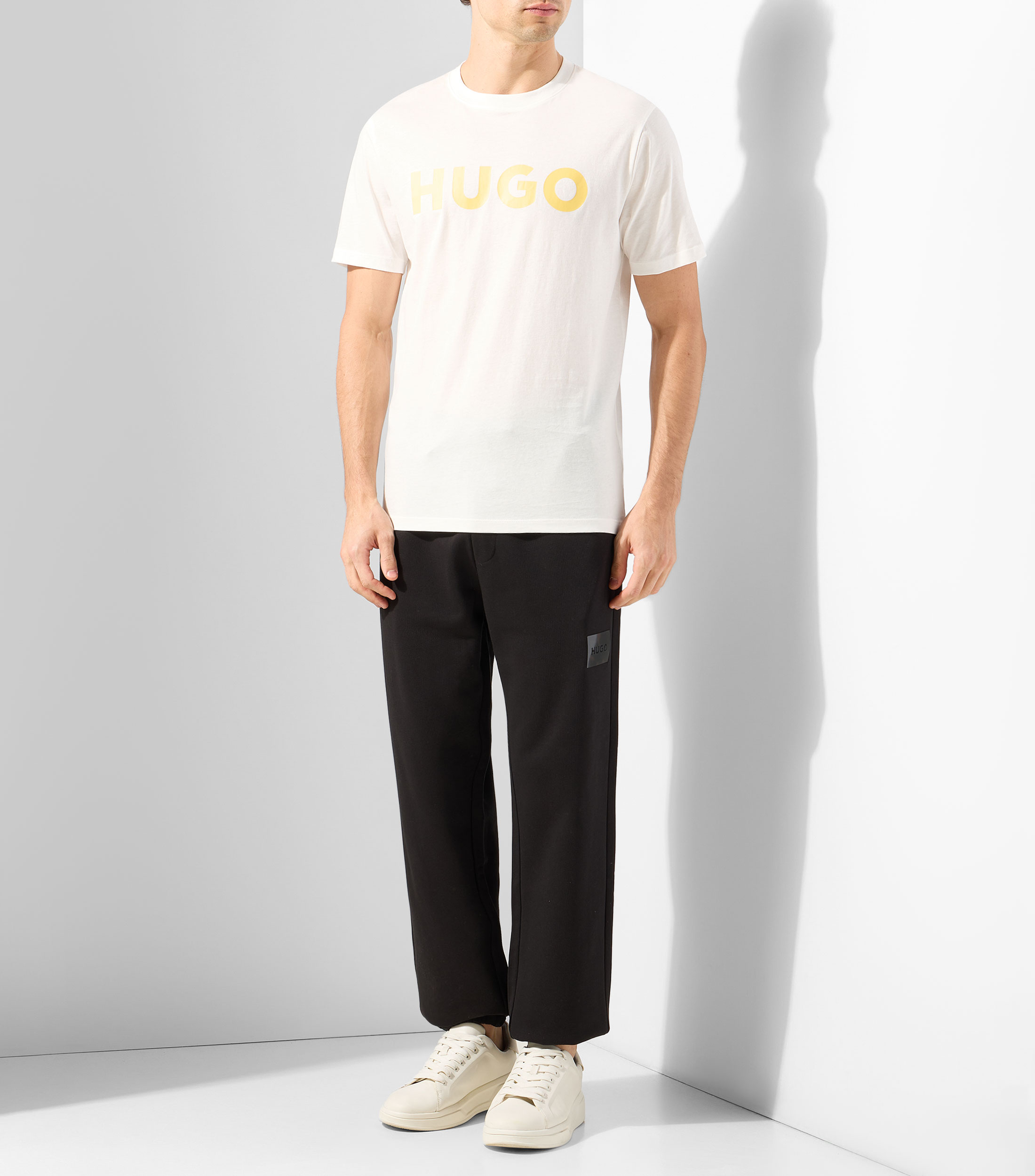 Playera cuello redondo manga corta estampada Hombre