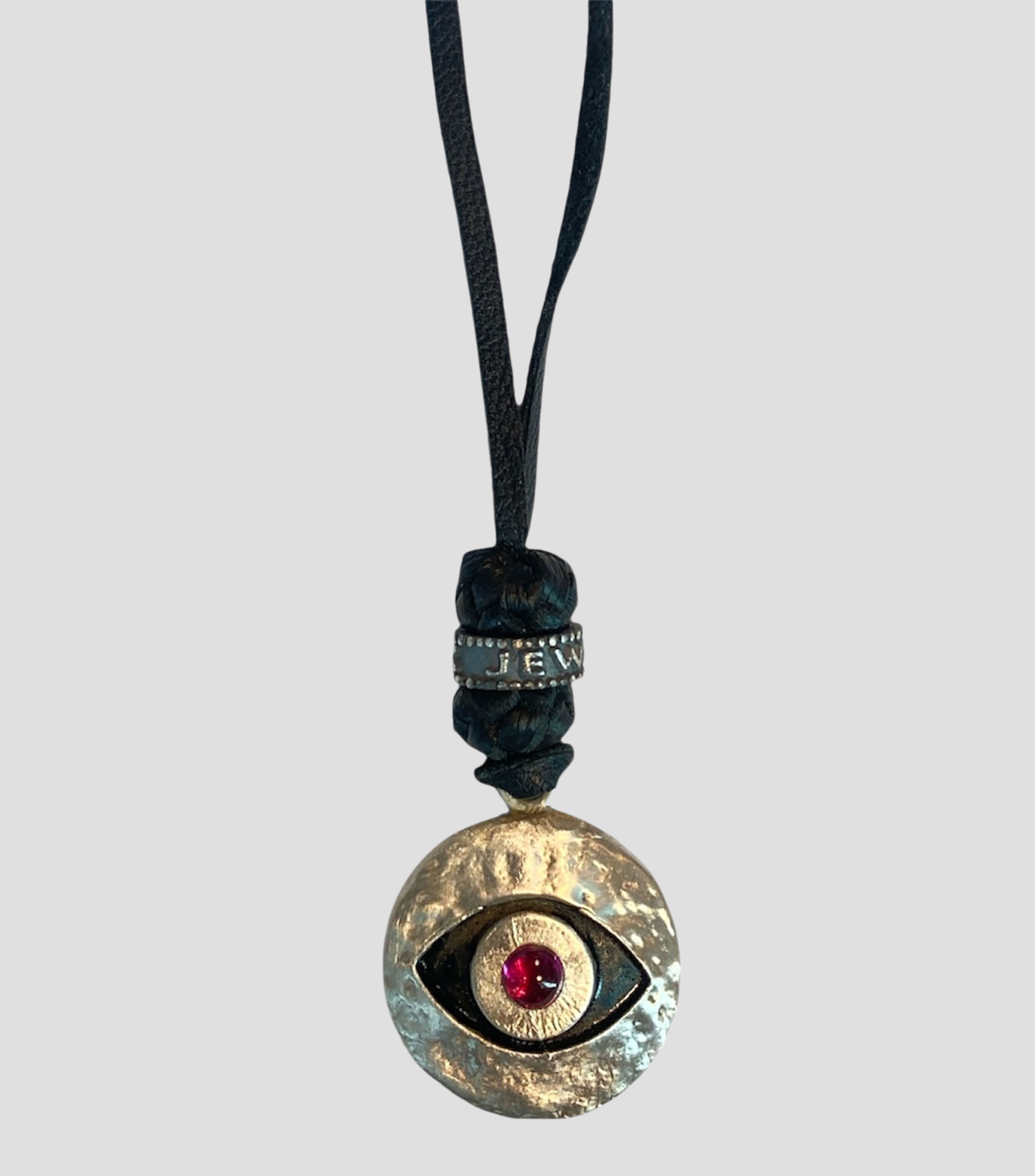Collar Ojo Hombre
