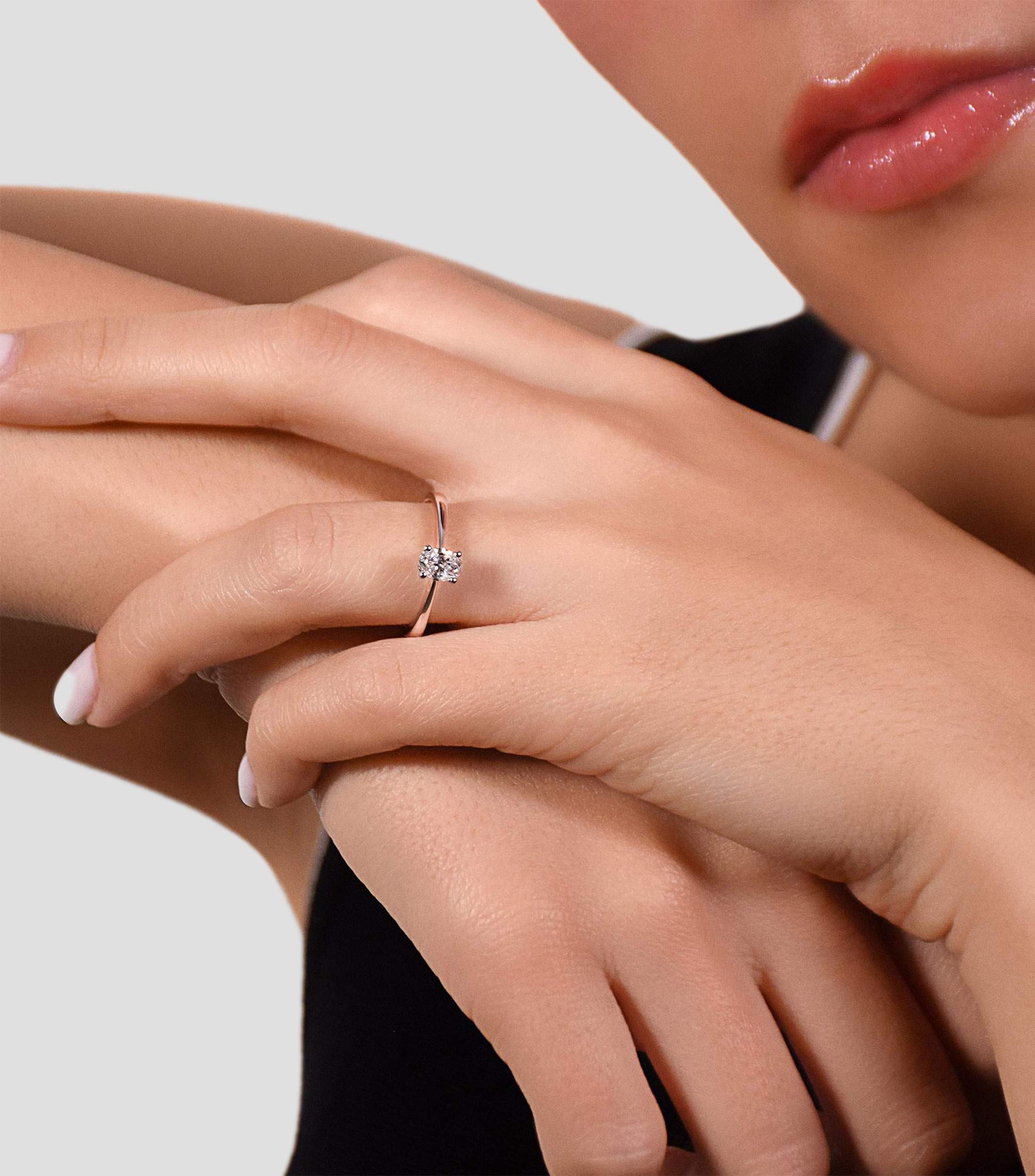 Anillo de compromiso en Oro blanco de 18 Kilates con diamante Mujer