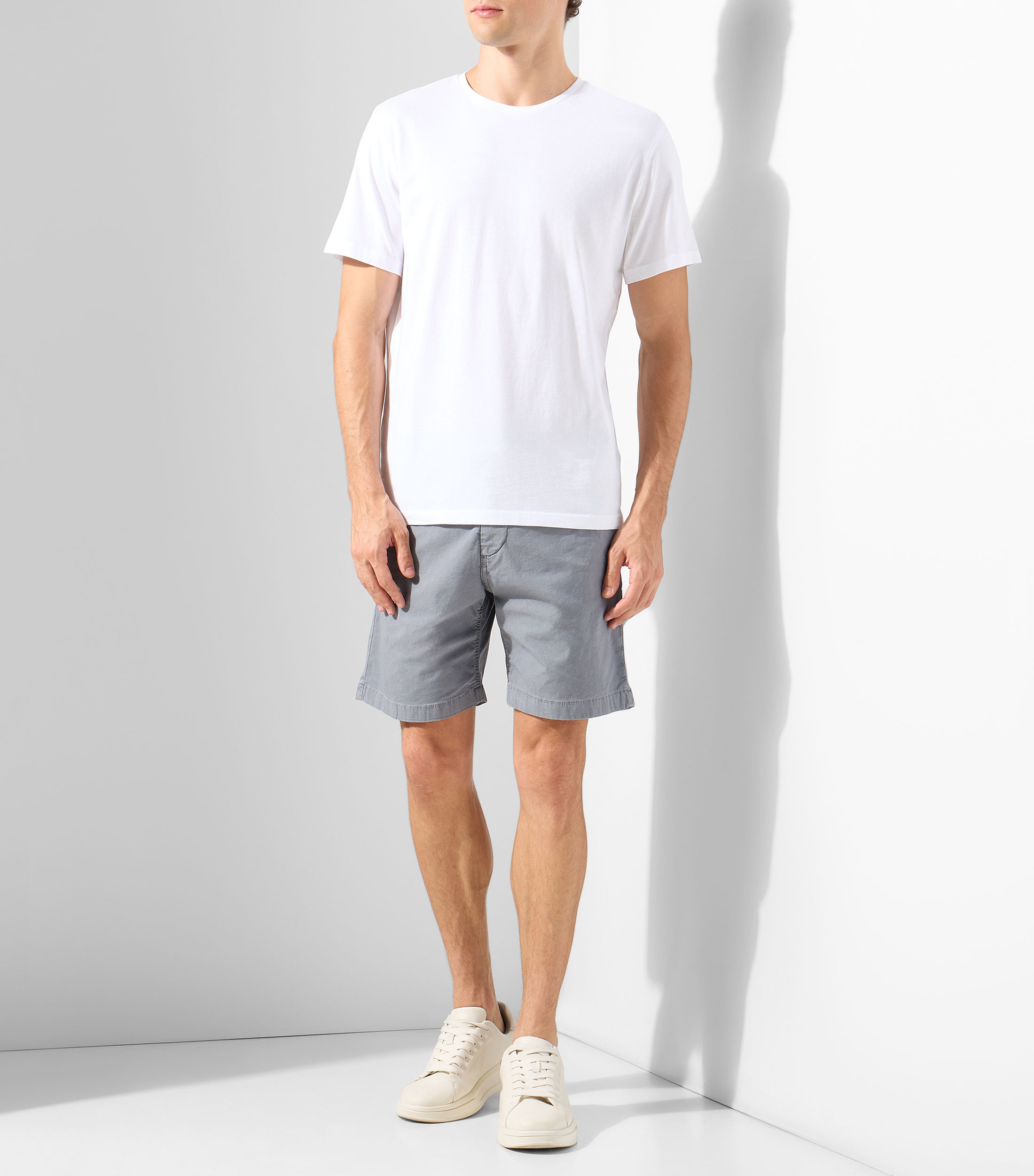 Playera cuello redondo manga corta con estampado Hombre