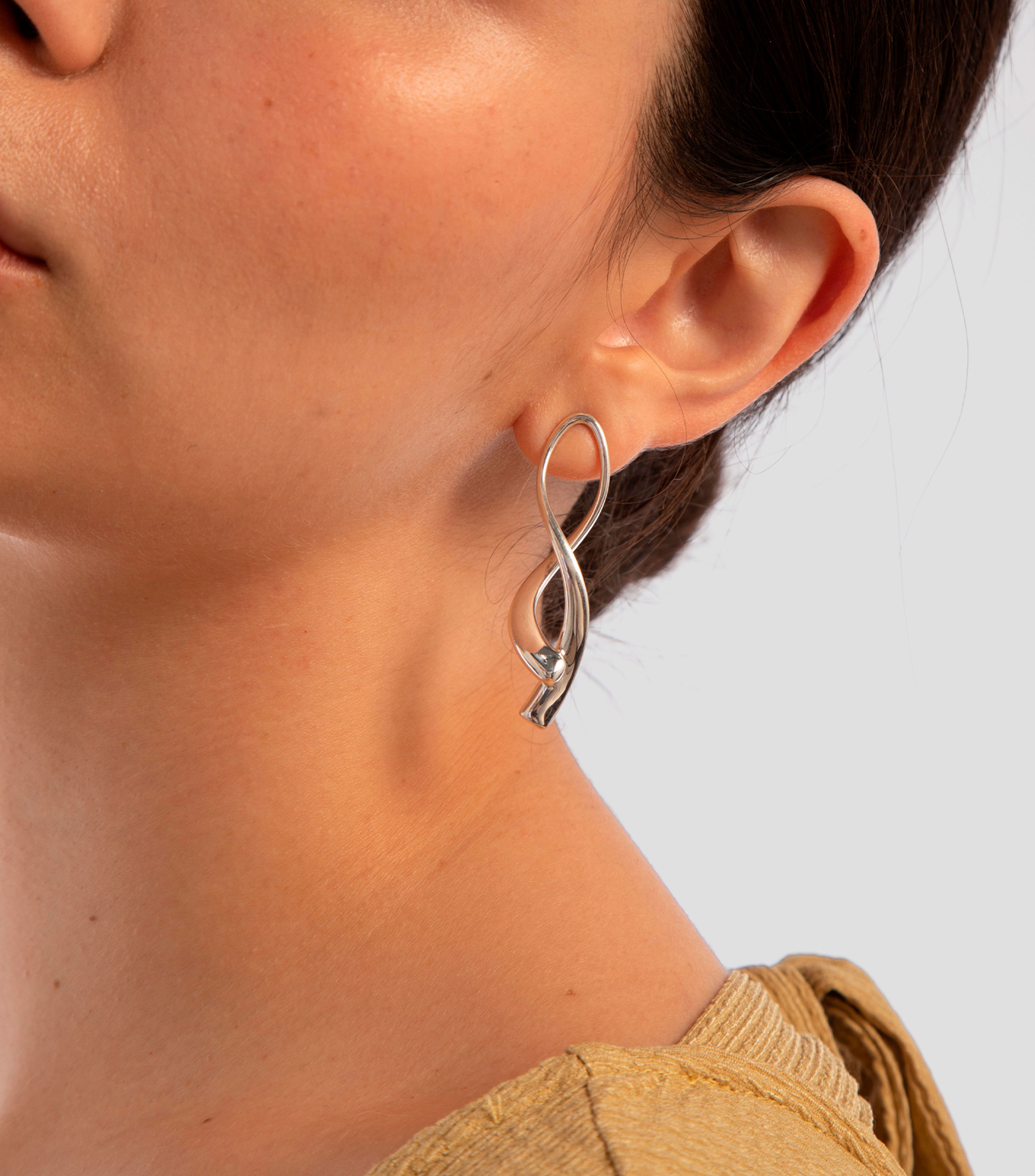 Aretes en Plata Flujo Mujer